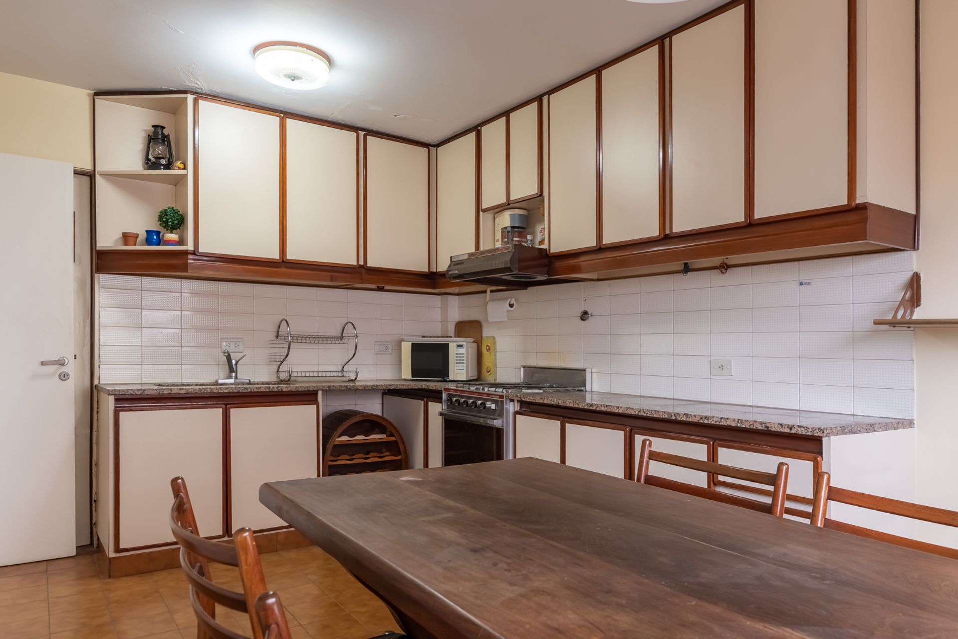 DEPARTAMENTO DE 6 AMBIENTES EN VENTA CAMACUA 500 - 14