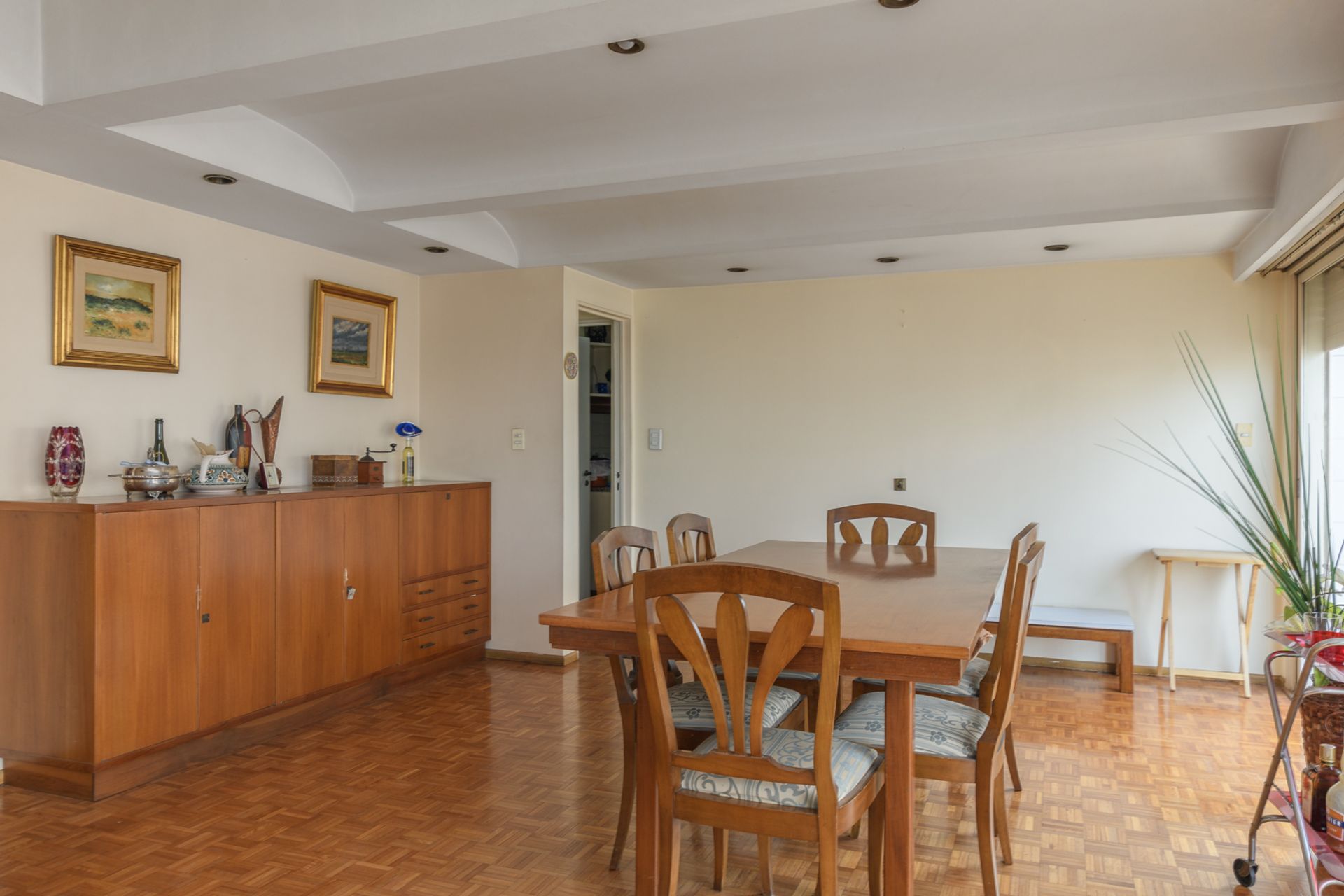 DEPARTAMENTO DE 6 AMBIENTES EN VENTA CAMACUA 500 - 8