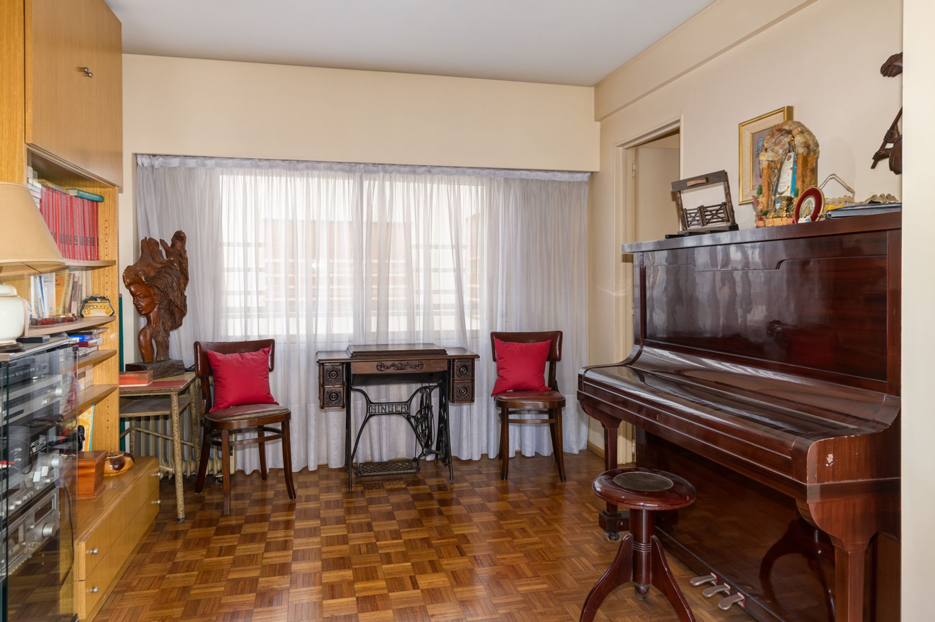 DEPARTAMENTO DE 6 AMBIENTES EN VENTA CAMACUA 500 - 10