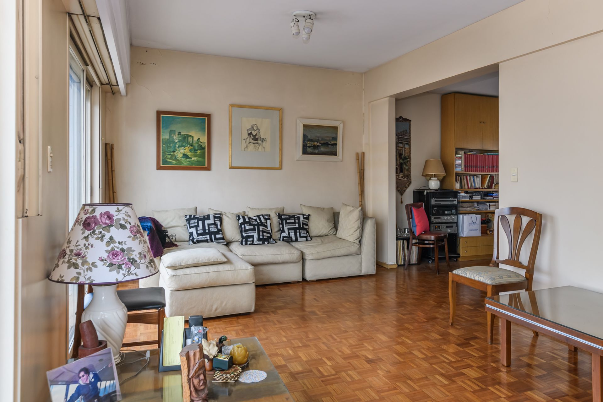 DEPARTAMENTO DE 6 AMBIENTES EN VENTA CAMACUA 500 - 9