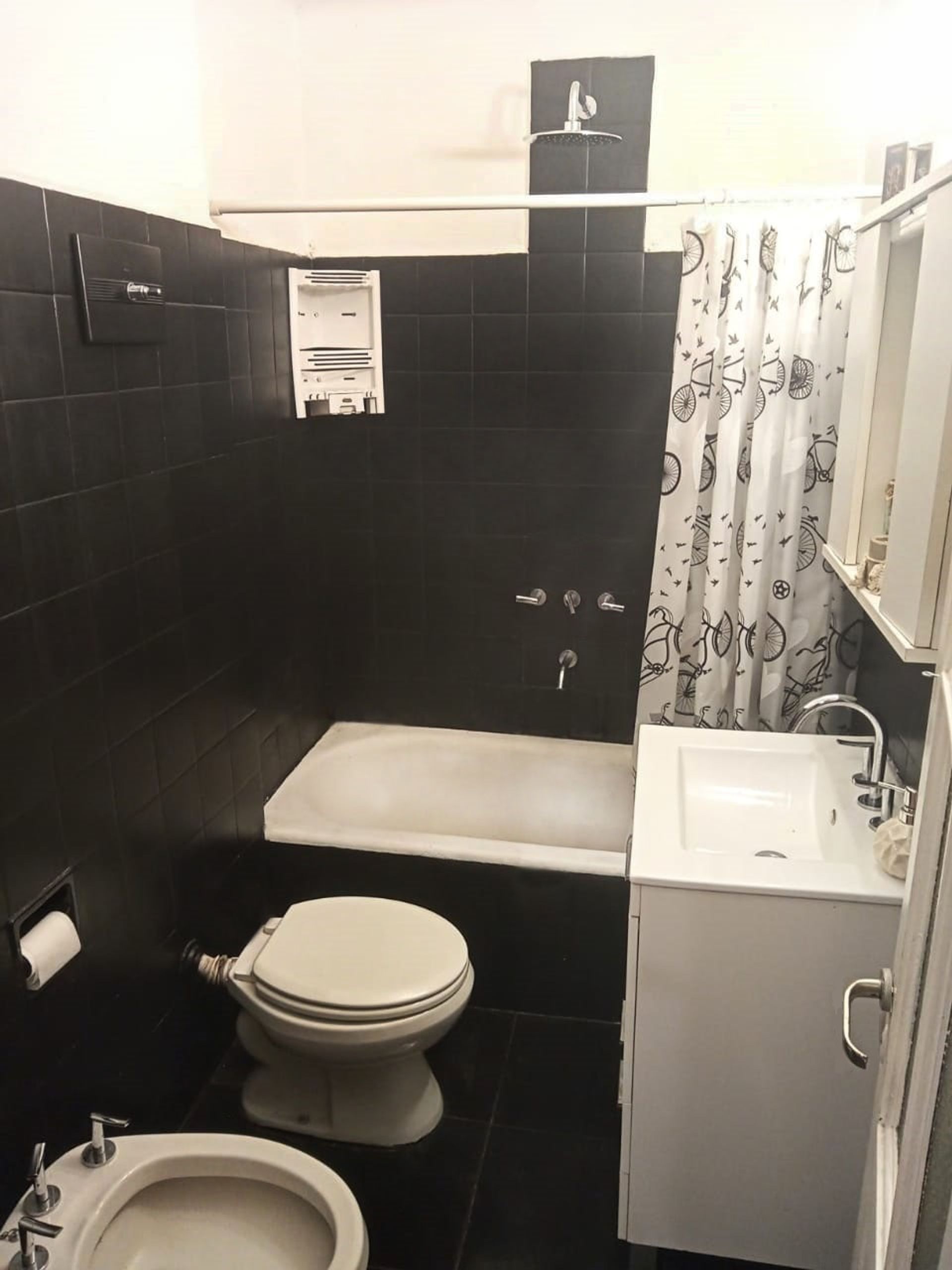 Venta PH Flores en block impecable y multifamiliar - 20