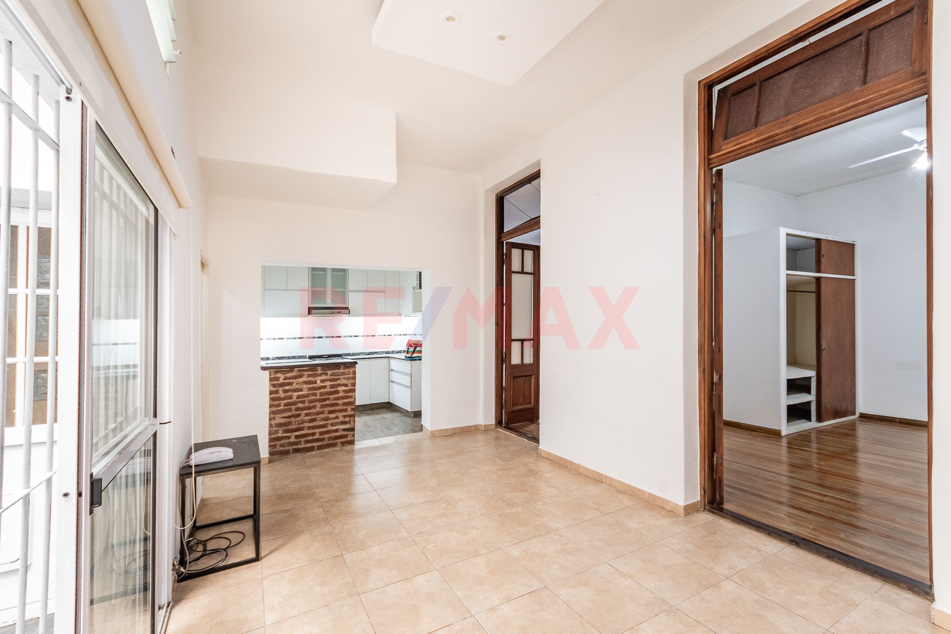 VENTA PH 4 AMB. + TERRAZA + COCHERA - MONTE CASTRO - 2