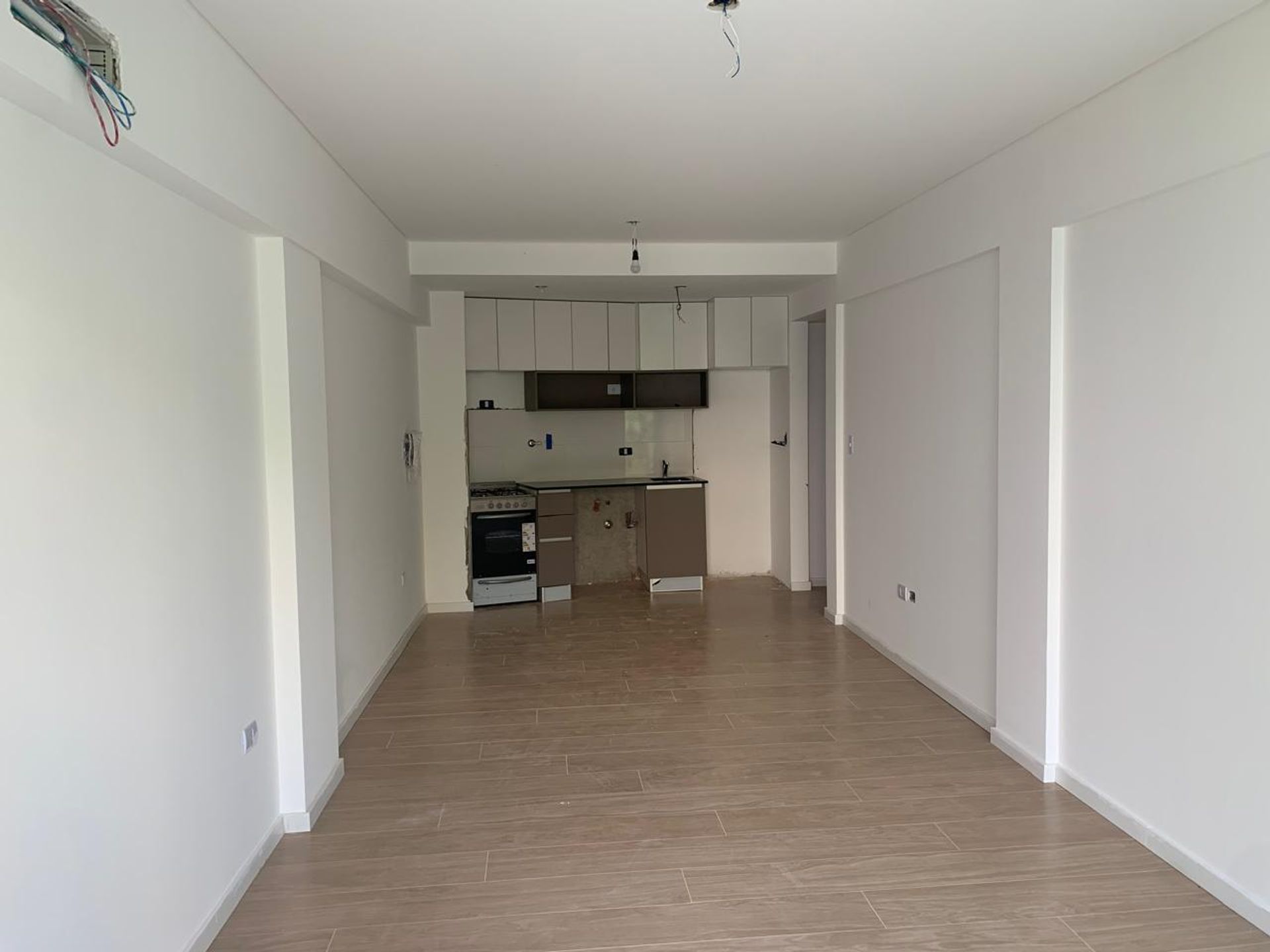 VENTA MONOAMBIENTE CON BALCON-CABALLITO - 4