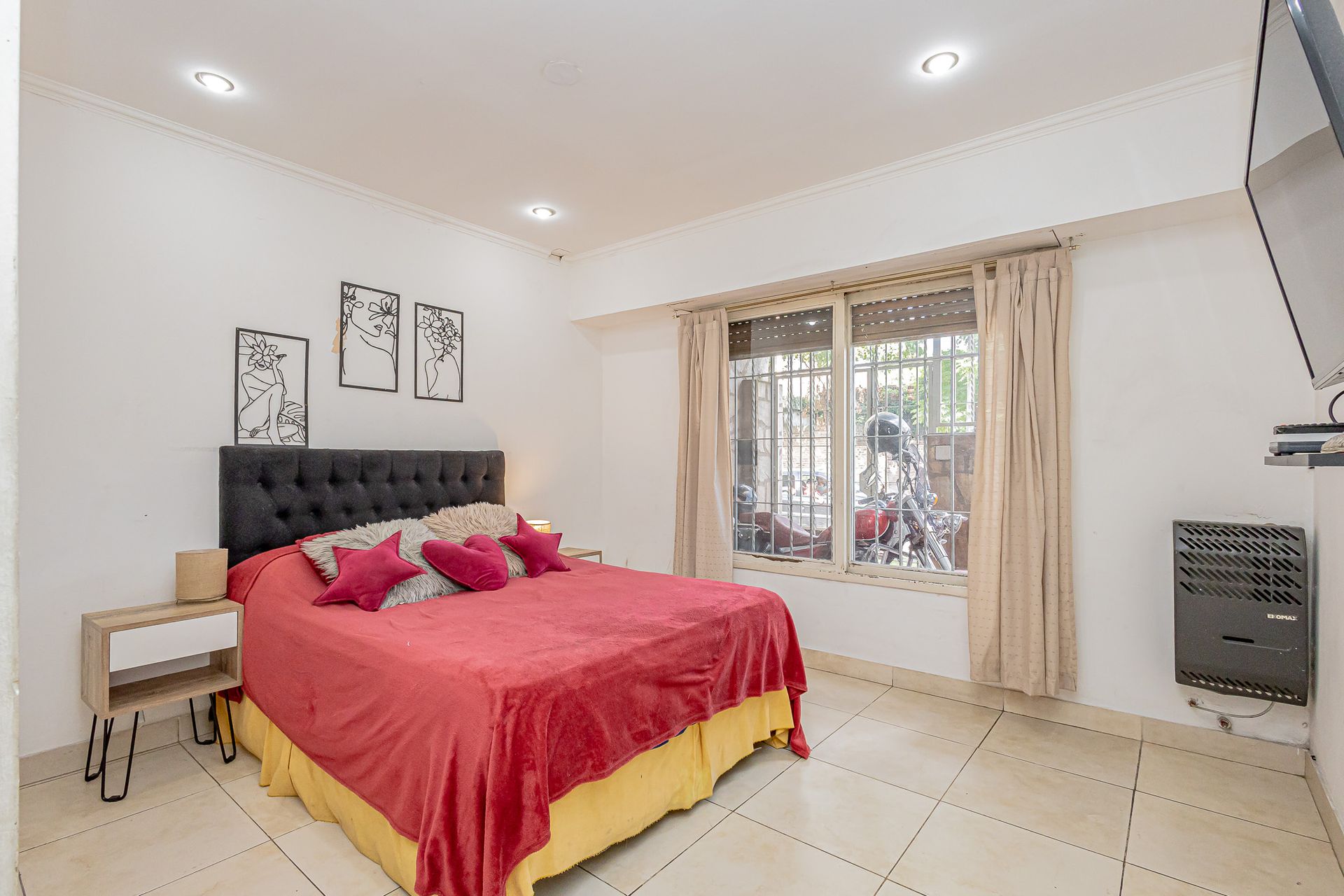 Venta -Casa 6 Amb. C/ Cochera - San Justo. — foto 4