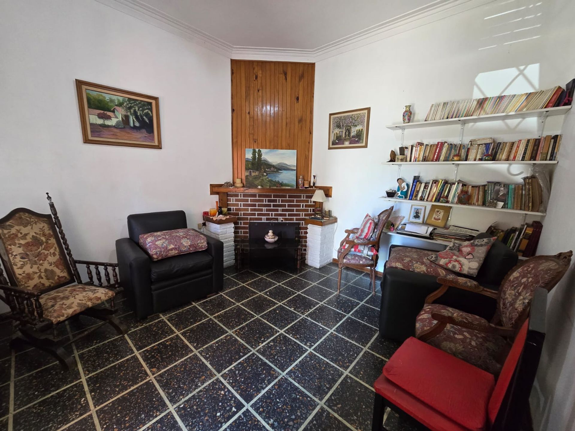 VENTA CASA 5 AMBIENTES CON COCHERA TEMPERLEY - 3