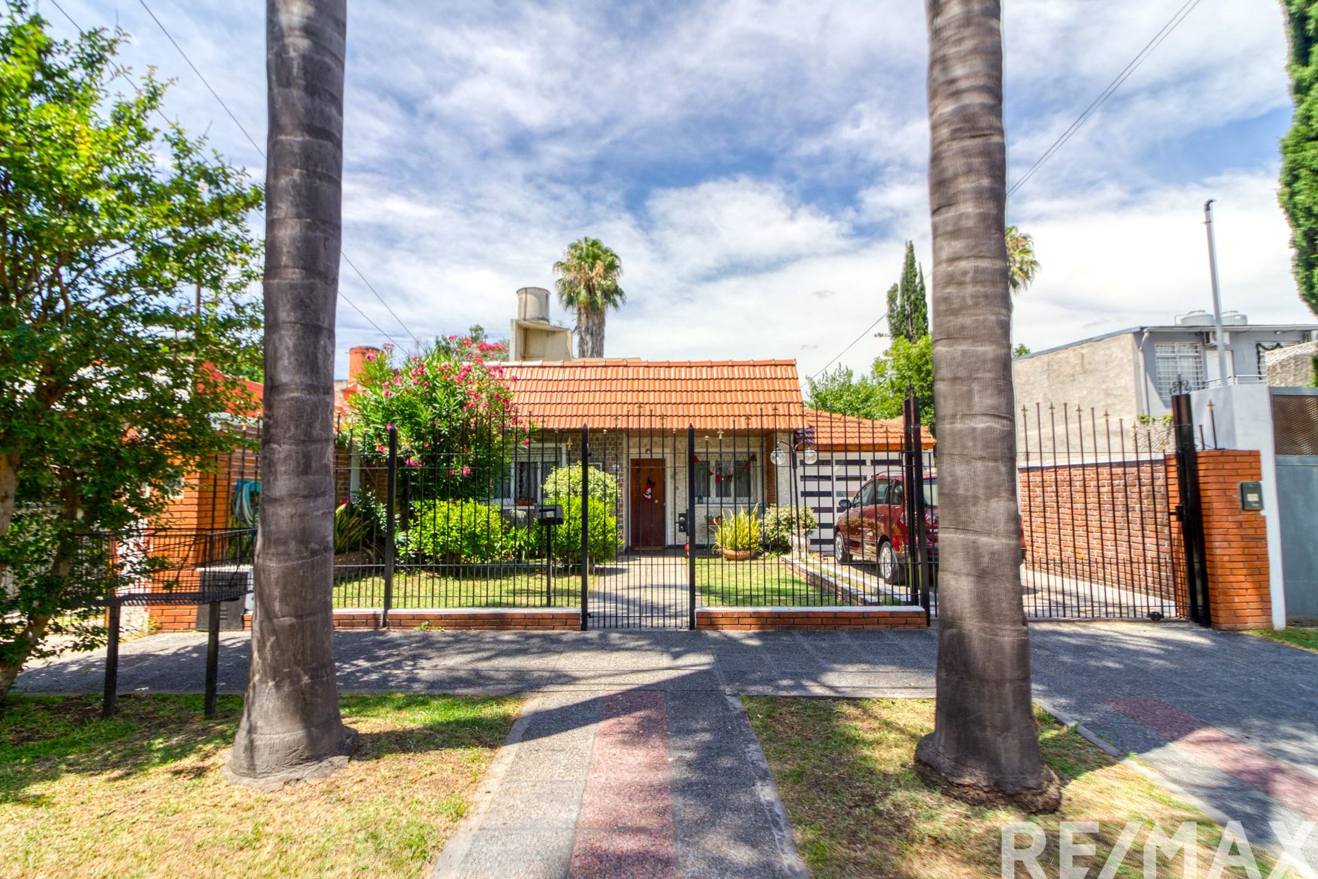 VENTA CASA CASTELAR NORTE 6 AMBIENTES - 7