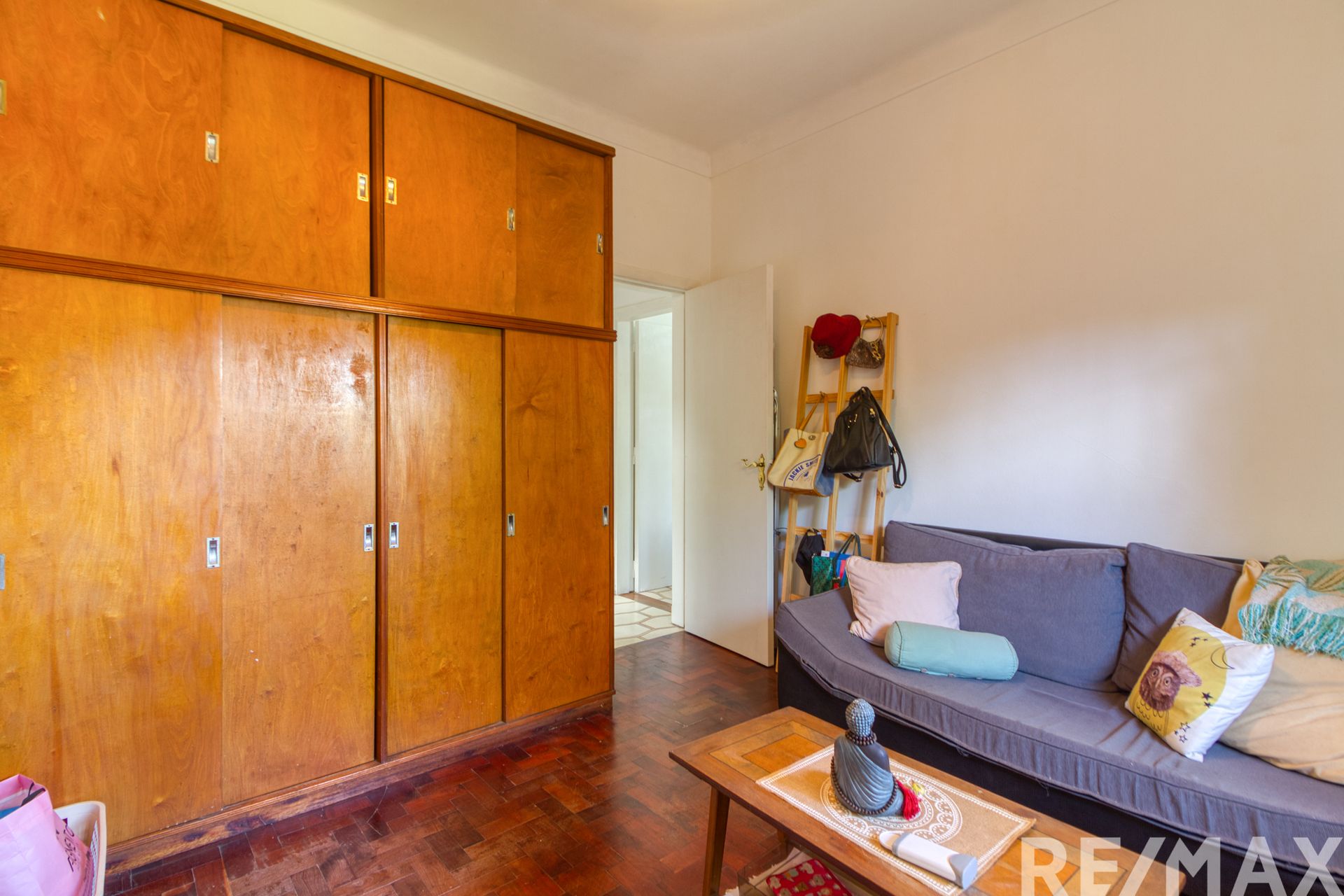 VENTA CASA CASTELAR NORTE 6 AMBIENTES - 18