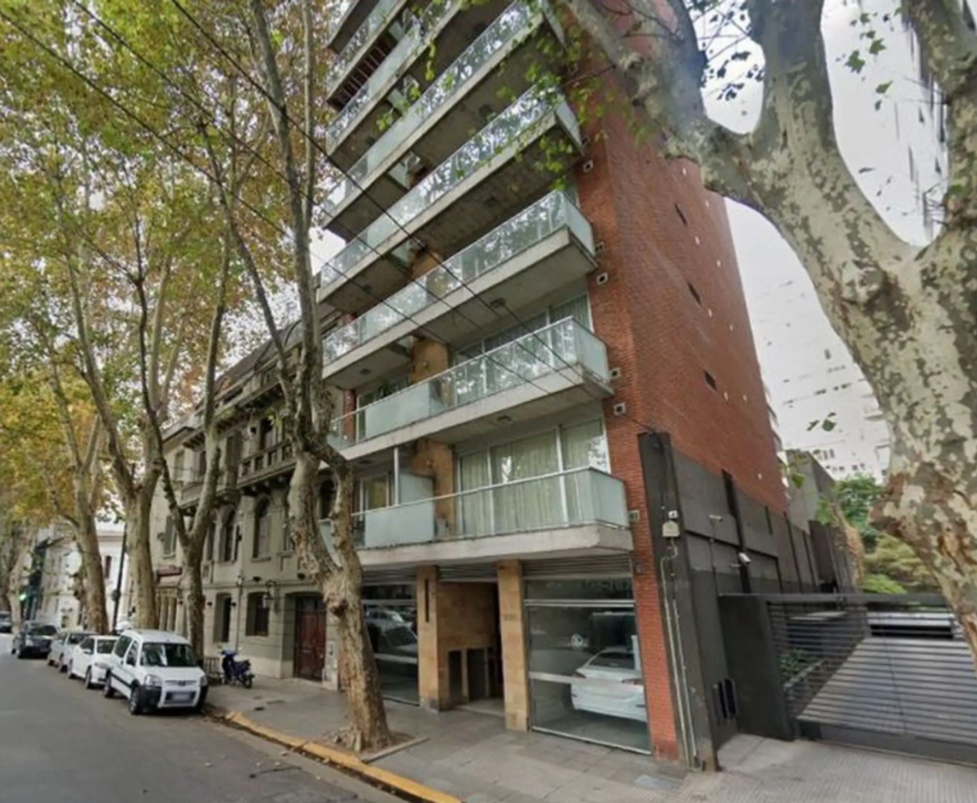COCHERA FIJA VENTA EN PALERMO CHICO DOS VEHICULOS - 5