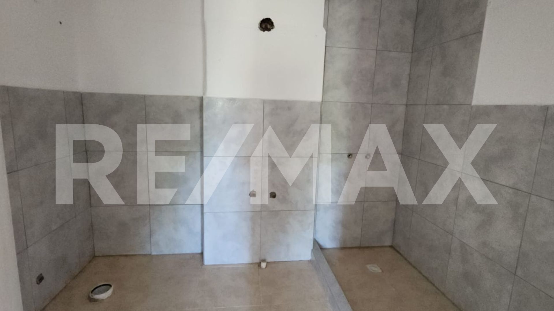 ALQUILER COMERCIAL LOCAL GALPON Y OFICINAS - 14
