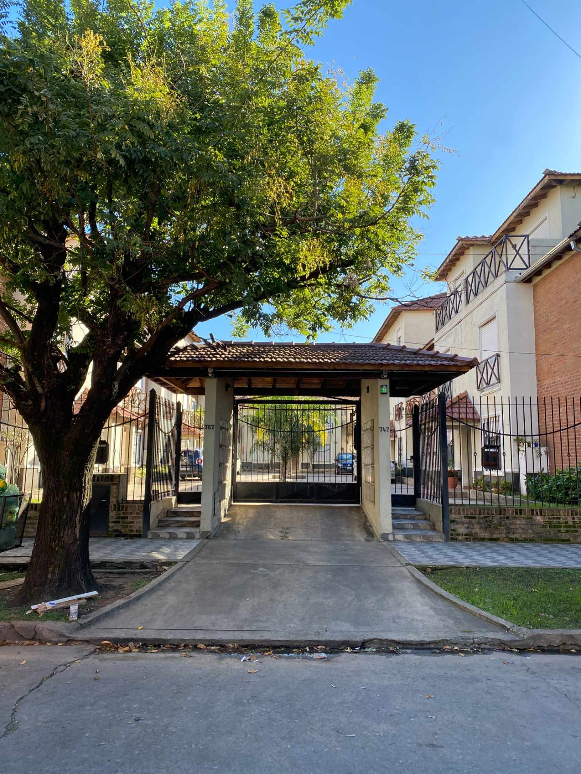 Departamento de 2 ambientes en MORÓN - 2