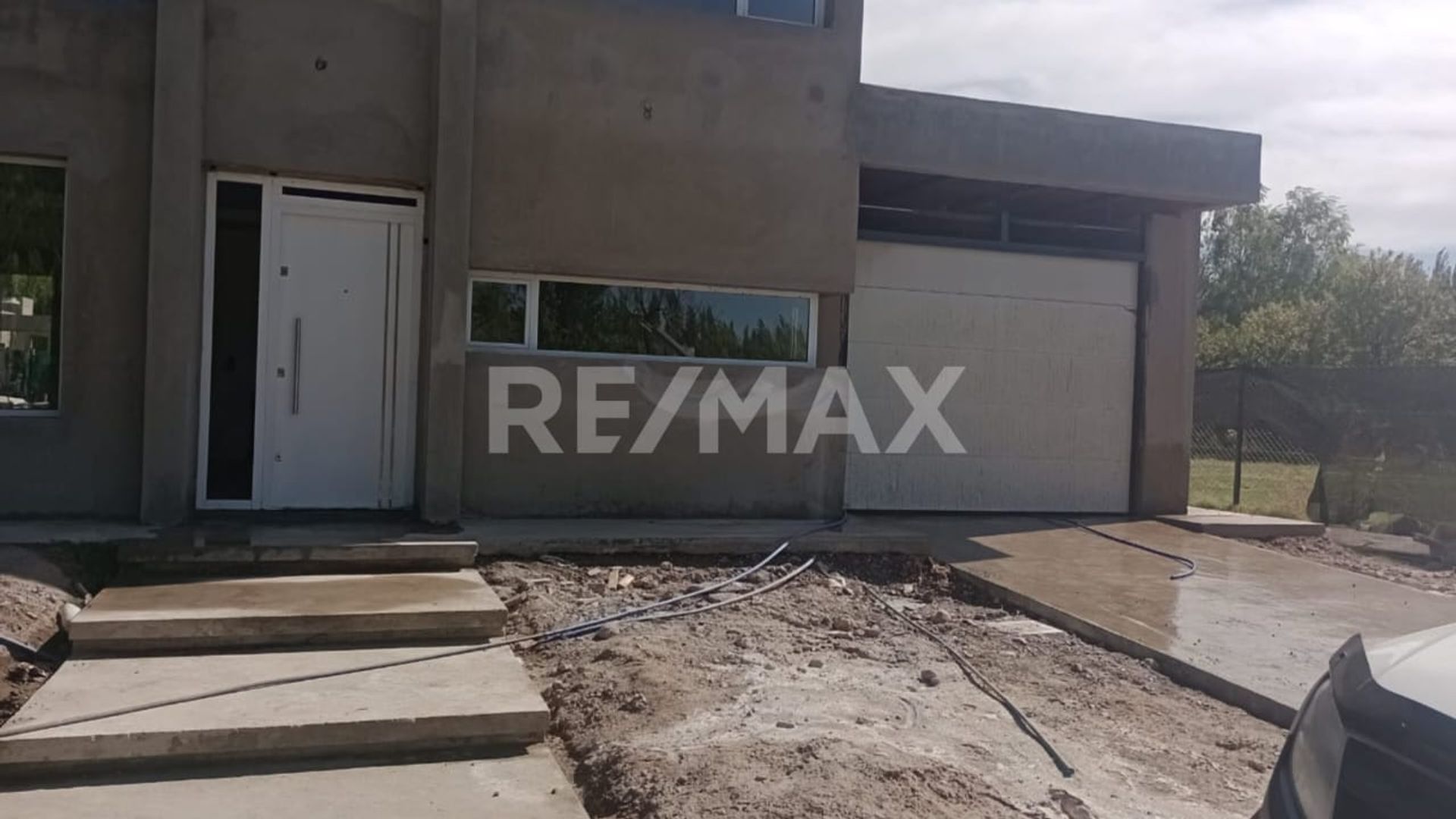 VENTA CASA 4 DORM. A TERMINAR CON PISCINA - 5