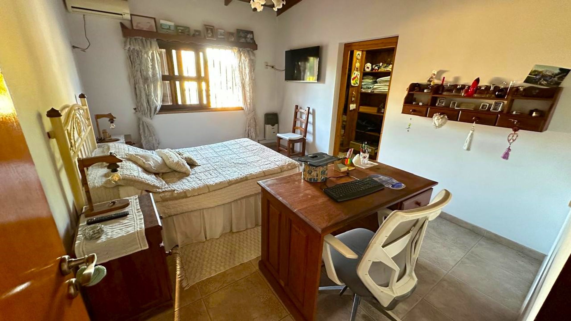 CASA 5 AMBIENTES EN VENTA LONGCHAMPS OPORTUNIDAD - 11