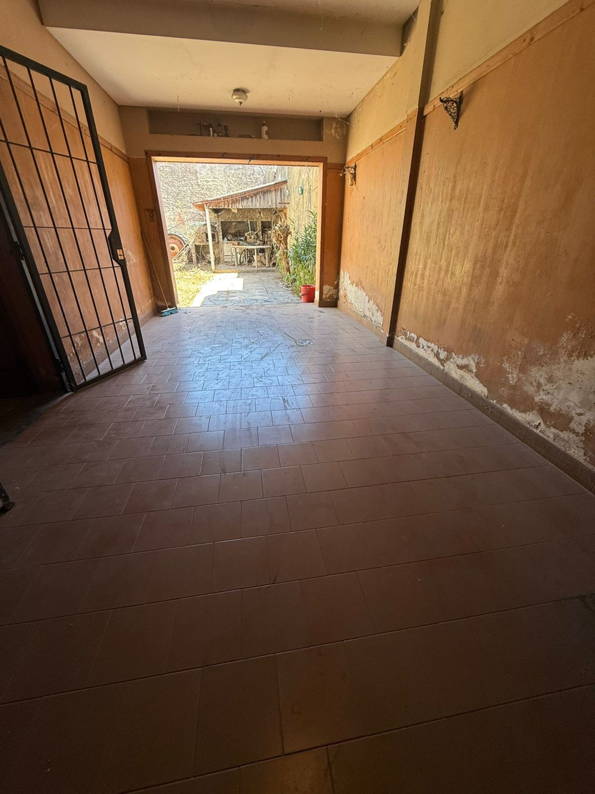 Venta Casa 4 ambientes Lomas del Mirador - 16
