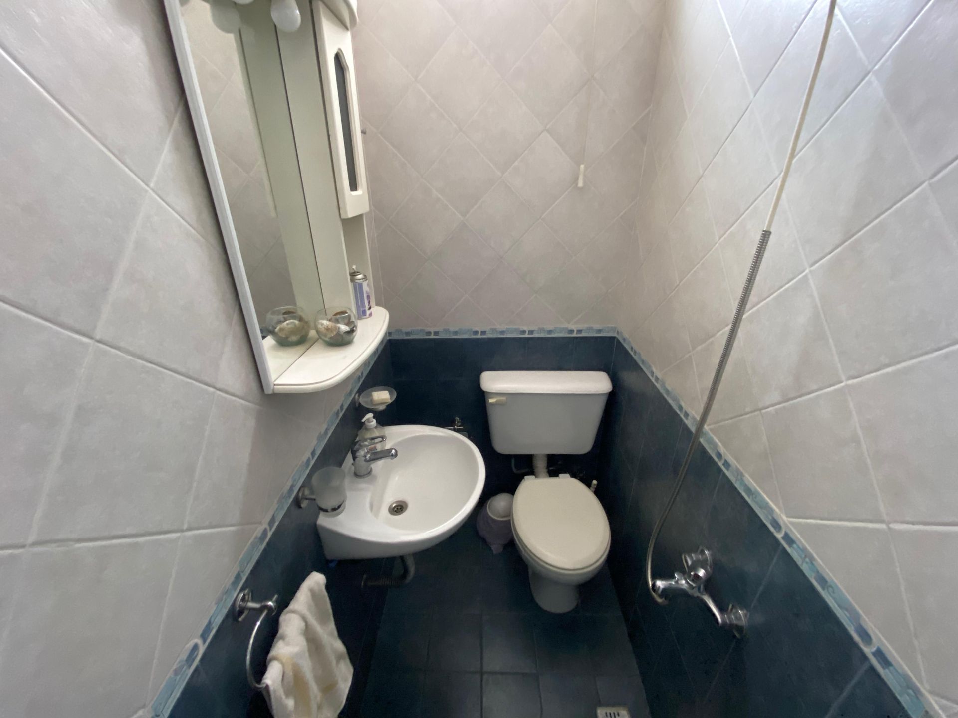 CASA 4 AMBIENTES VENTA MOR&Oacute;N QUINCHO COCHERA - 19