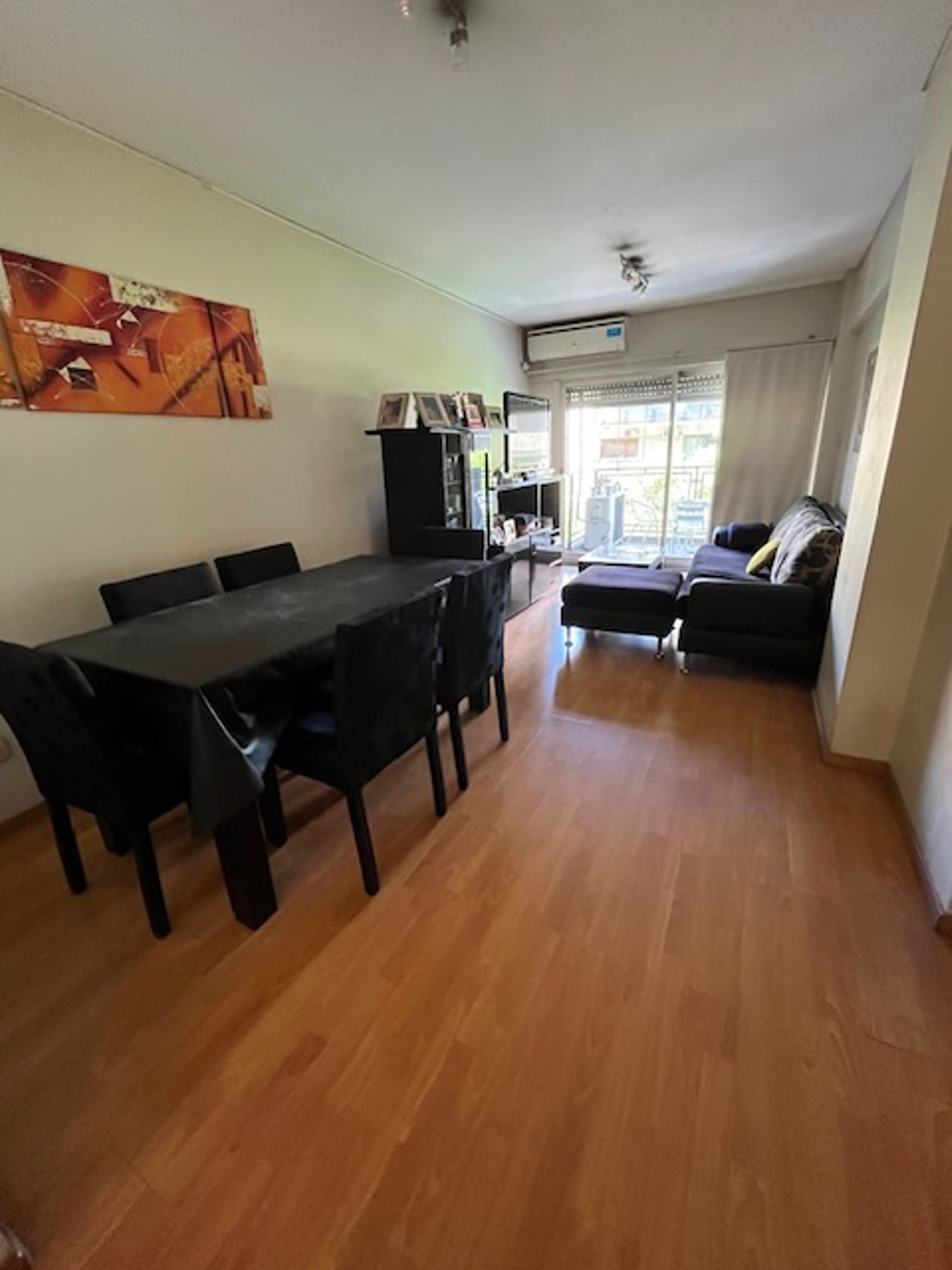 VENTA 4 AMBIENTES AL FRENTE CON BALCON - 2