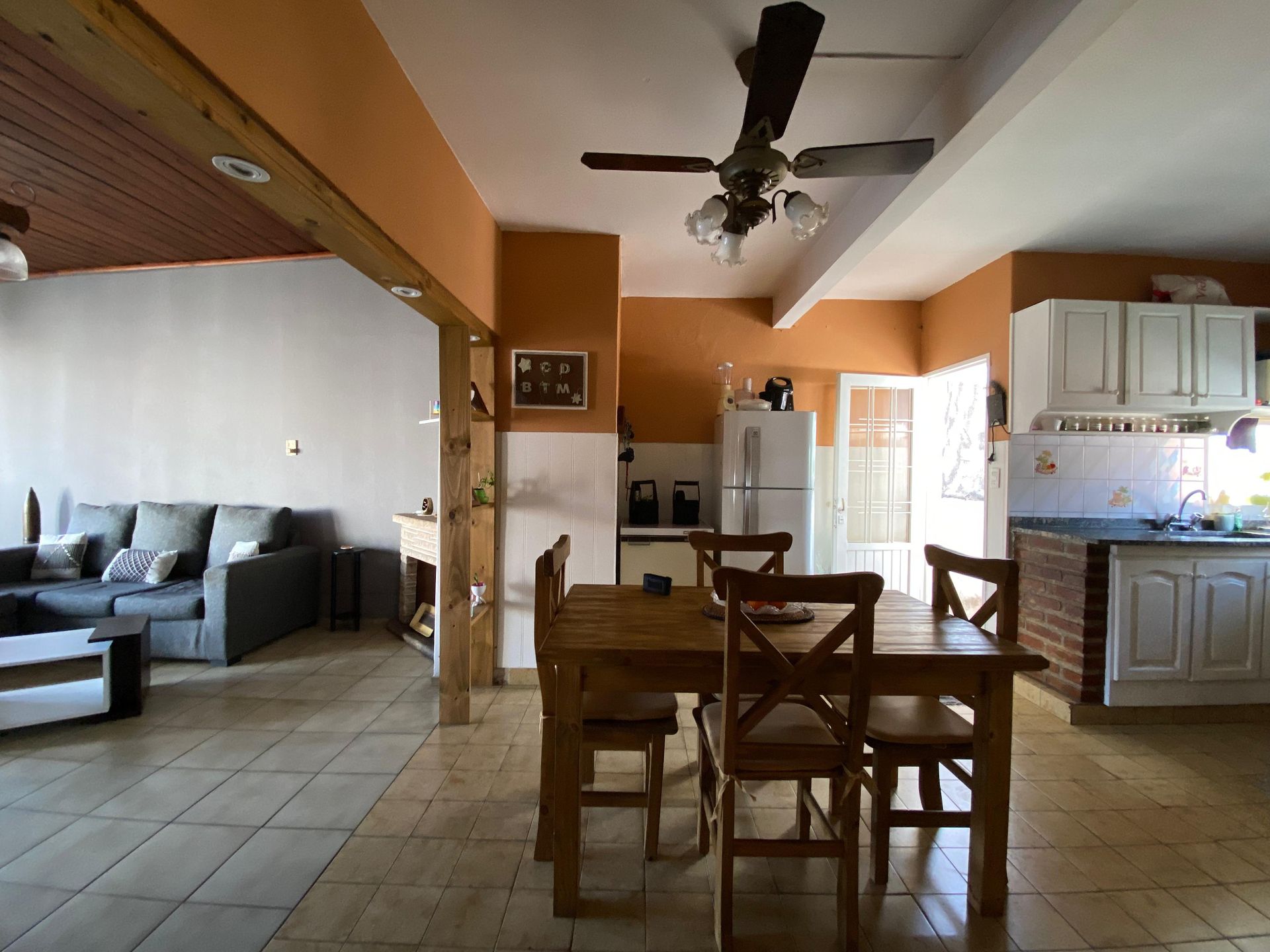 VENTA PH 4 AMBIENTES CASEROS BALCON - 2
