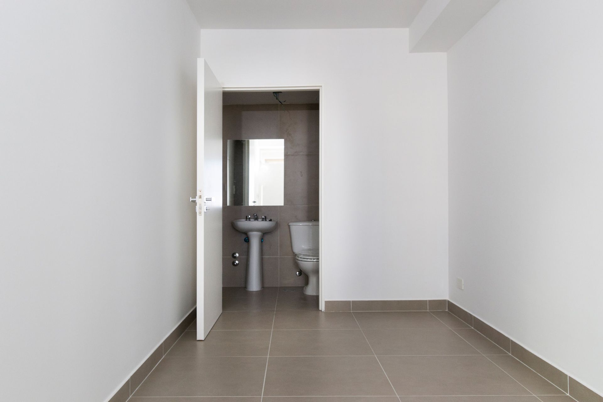 Departamento 4 ambiente venta en Belgrano R - 18