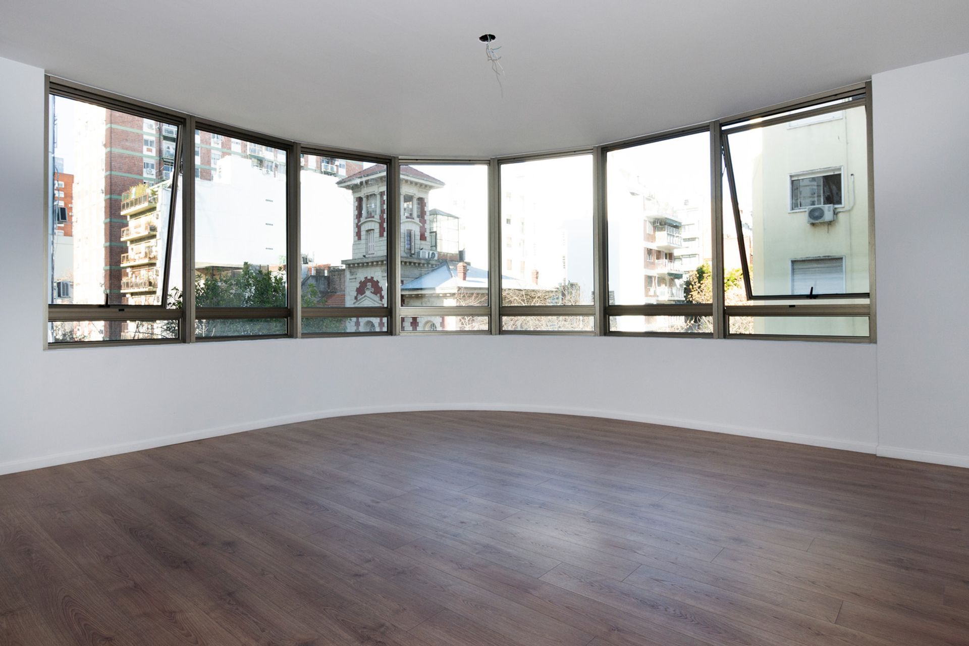 Departamento 4 ambiente venta en Belgrano R - 5