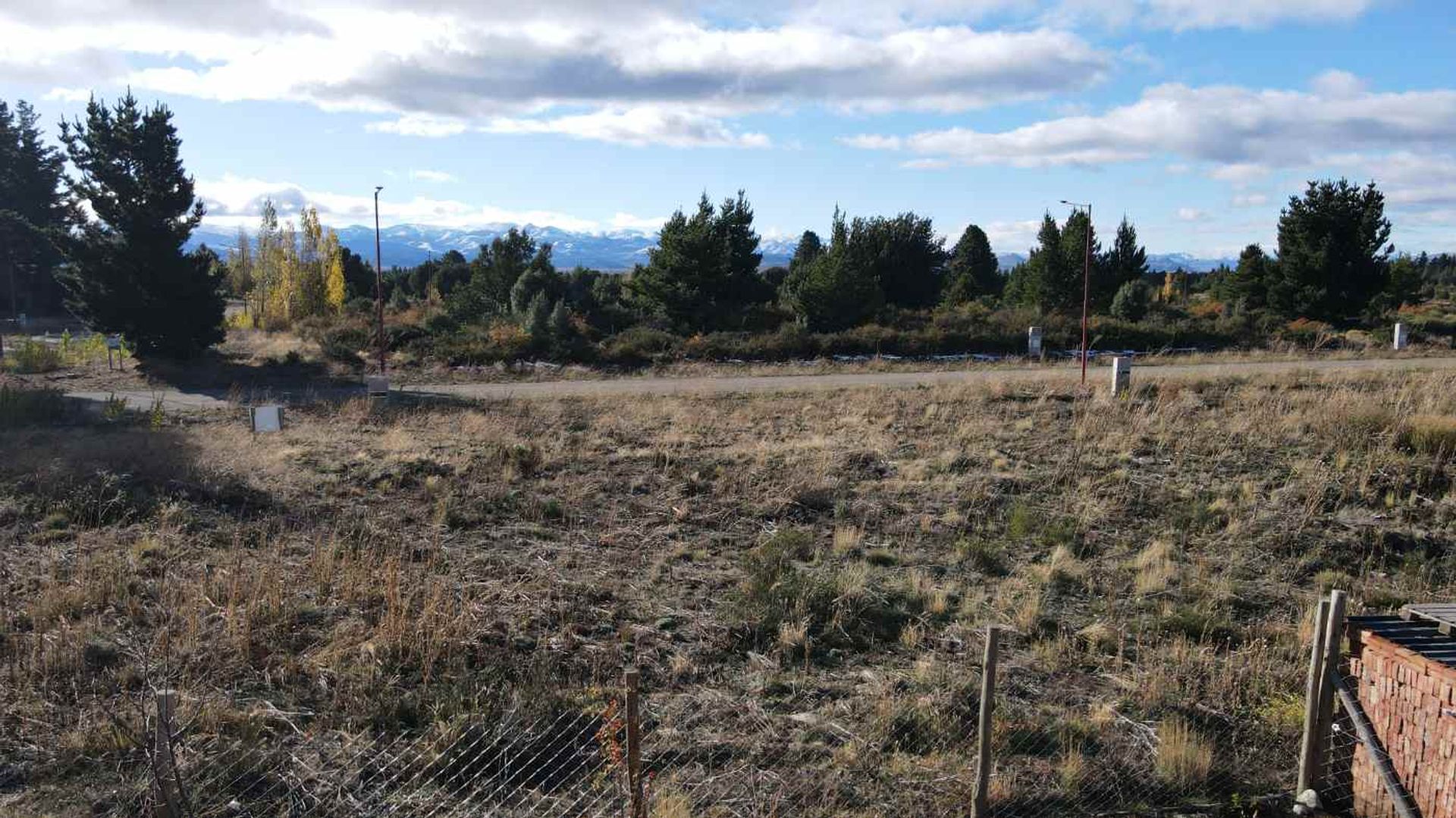 Venta lote con construcci&oacute;n a terminar Bariloche - 4