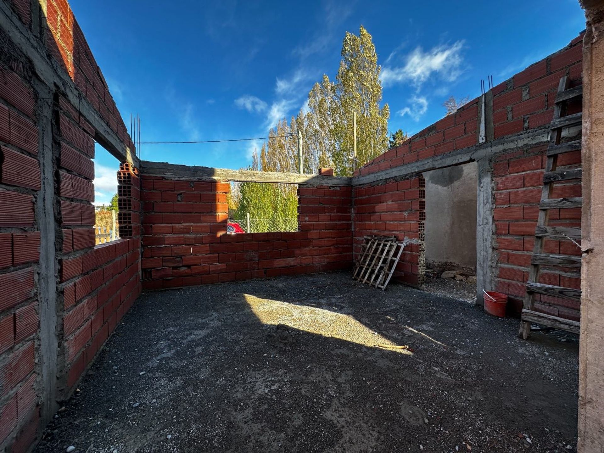 Venta lote con construcci&oacute;n a terminar Bariloche - 18
