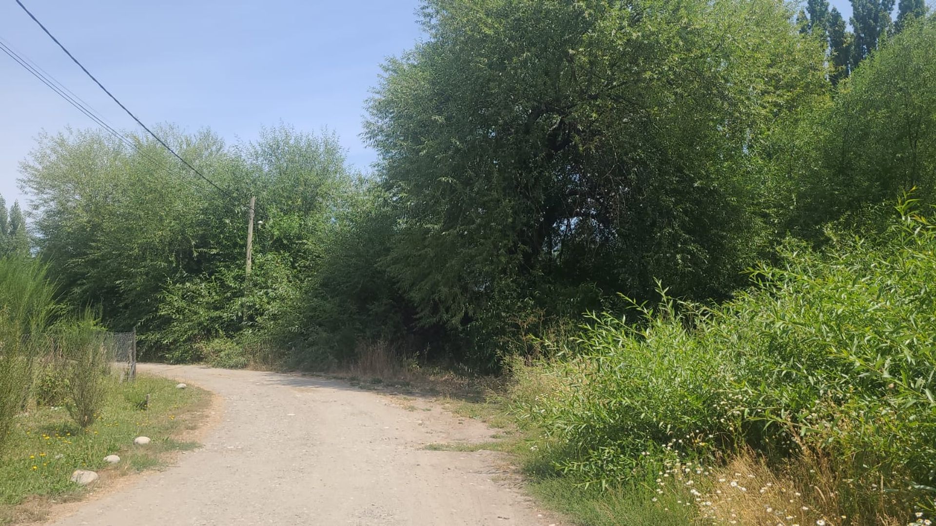 LOTE CENTRICO en B&deg; Las Chacras El Bols&oacute;n - 3
