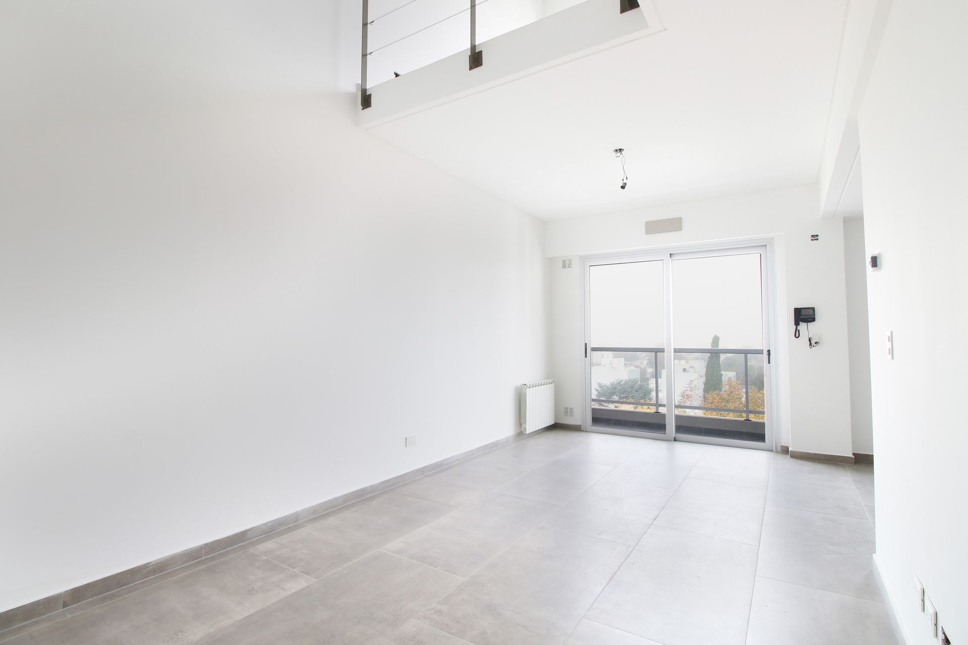 VENTA DEPTO DUPLEX CON TERRAZA Y COCHERA QUILMES - 4