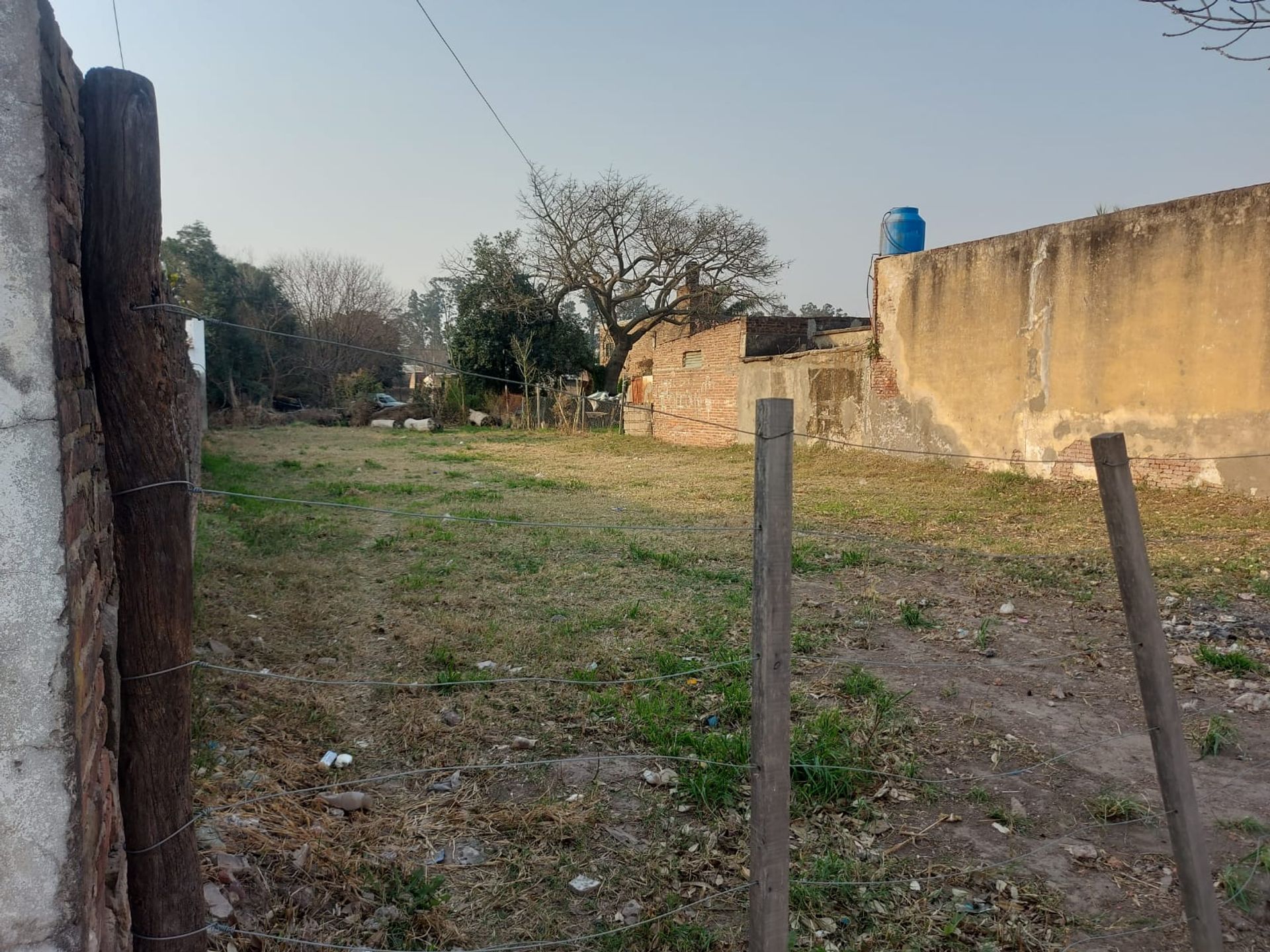 TERRENO SOBRE CALLE SARMIENTO, 520 M2 - 3