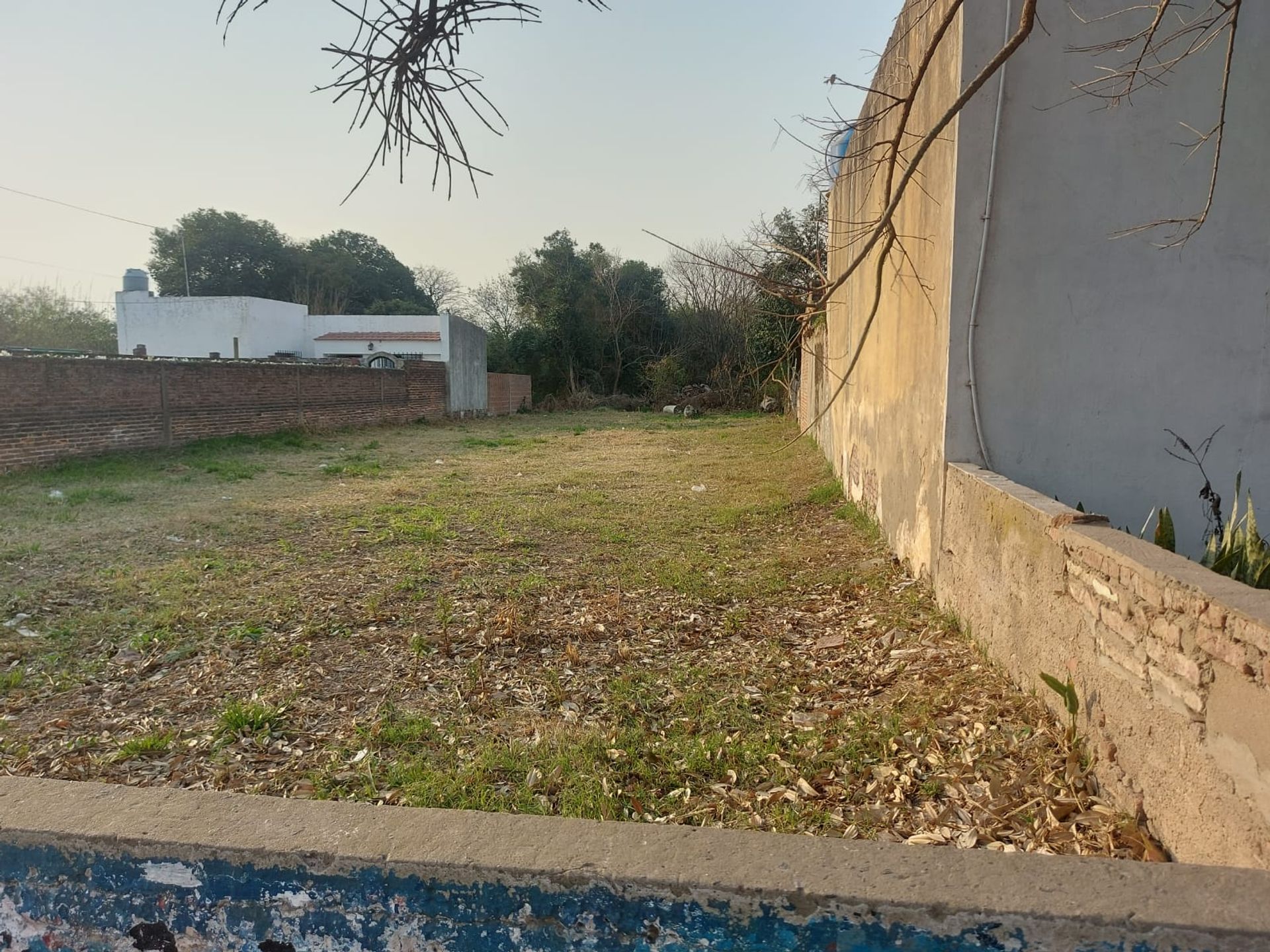 TERRENO SOBRE CALLE SARMIENTO, 520 M2 - 2