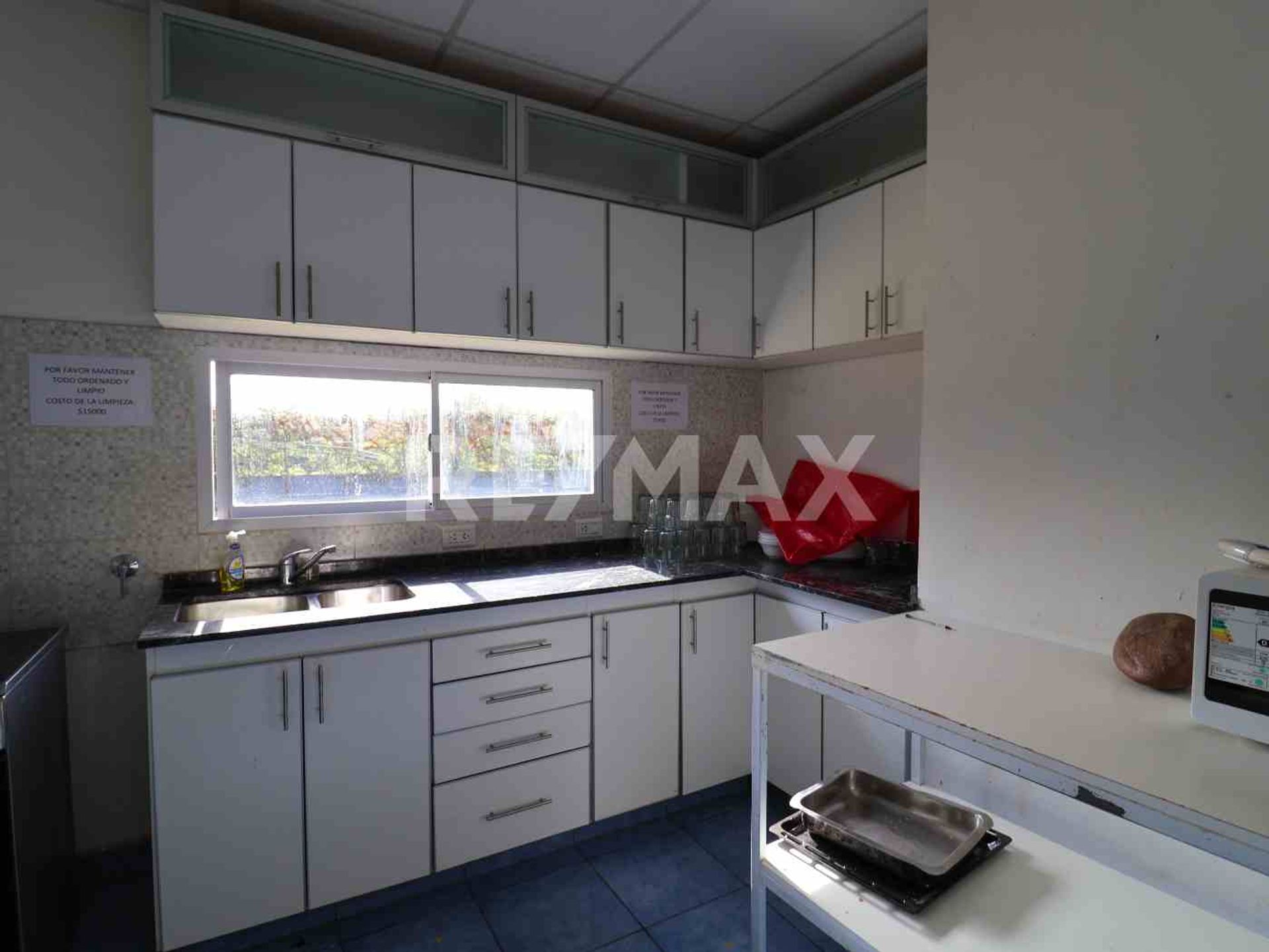 Se vende casa quinta con costa de Río Neuquén - 19