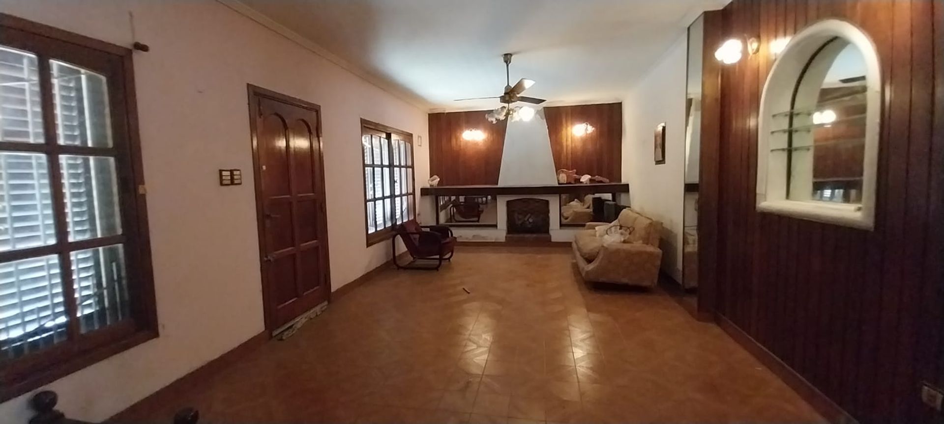 VENTA CASA DE 5 AMB EN VENTA EN TEMPERLEY - 2