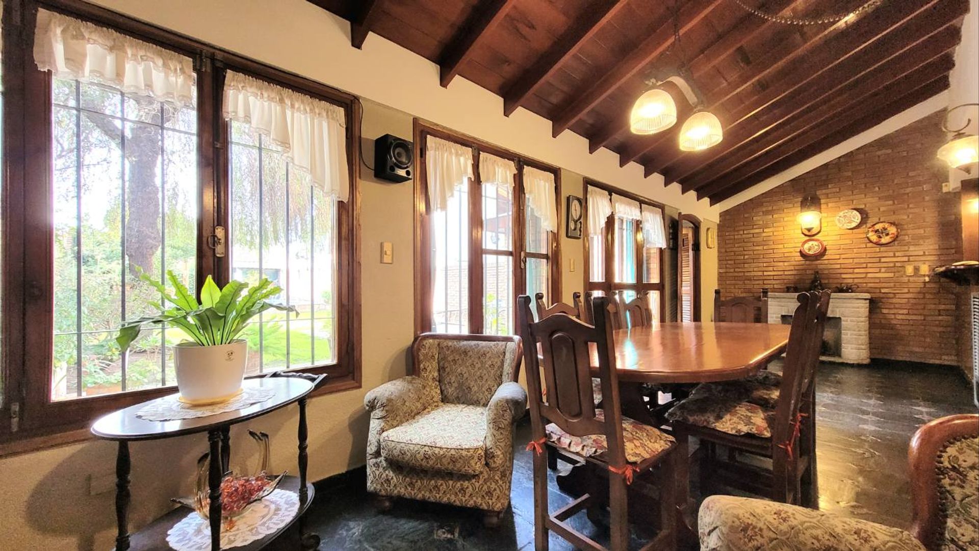 Venta Casa 4 dorm. Castelar Norte Parque y Pileta - 14