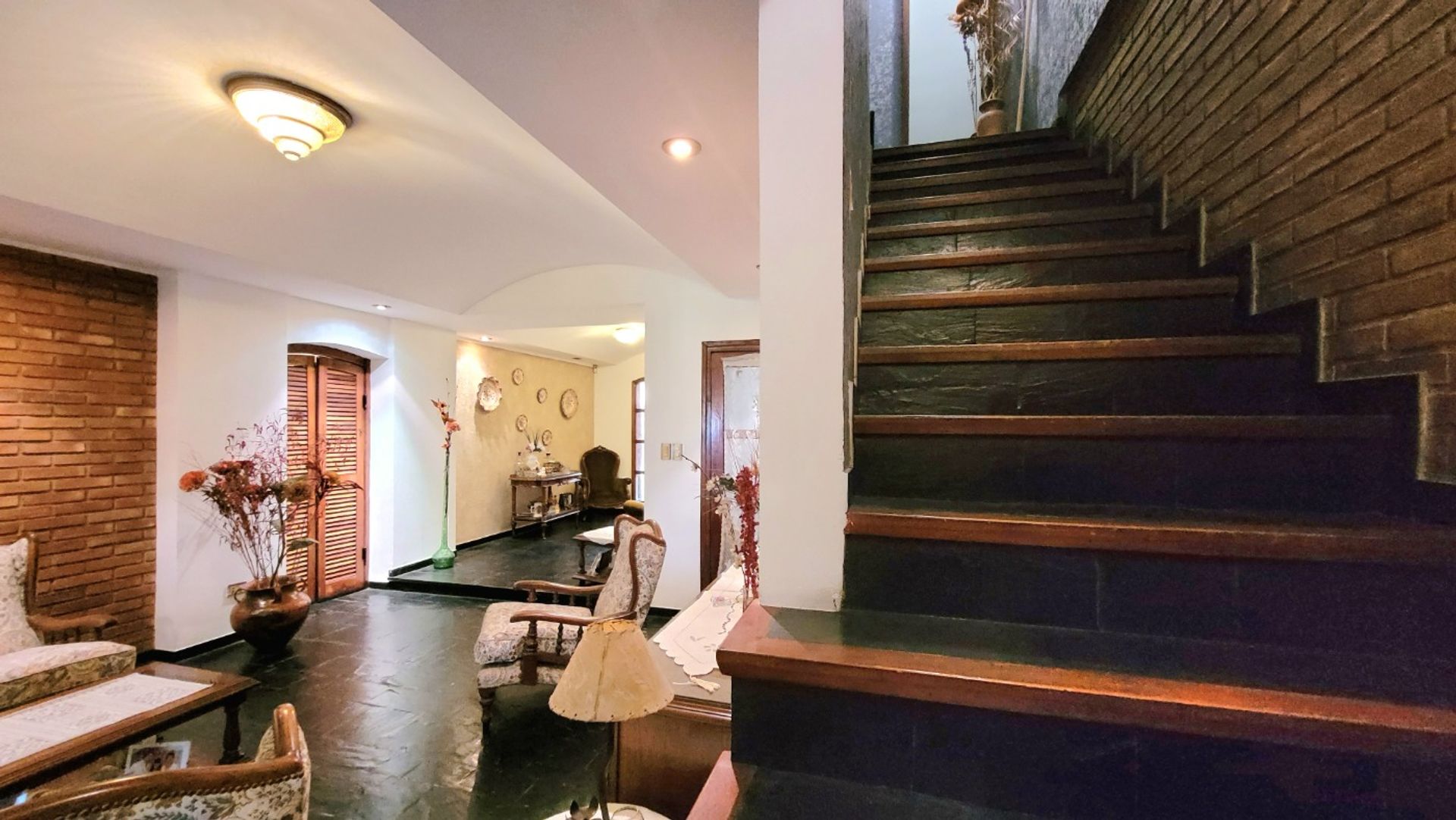 Venta Casa 4 dorm. Castelar Norte Parque y Pileta - 12