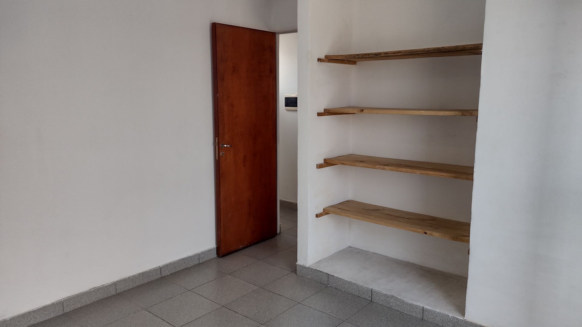 CASA DUPLEX 2 DORMITORIOS VENTA BARRIO CHACHAPOYAS — foto 8