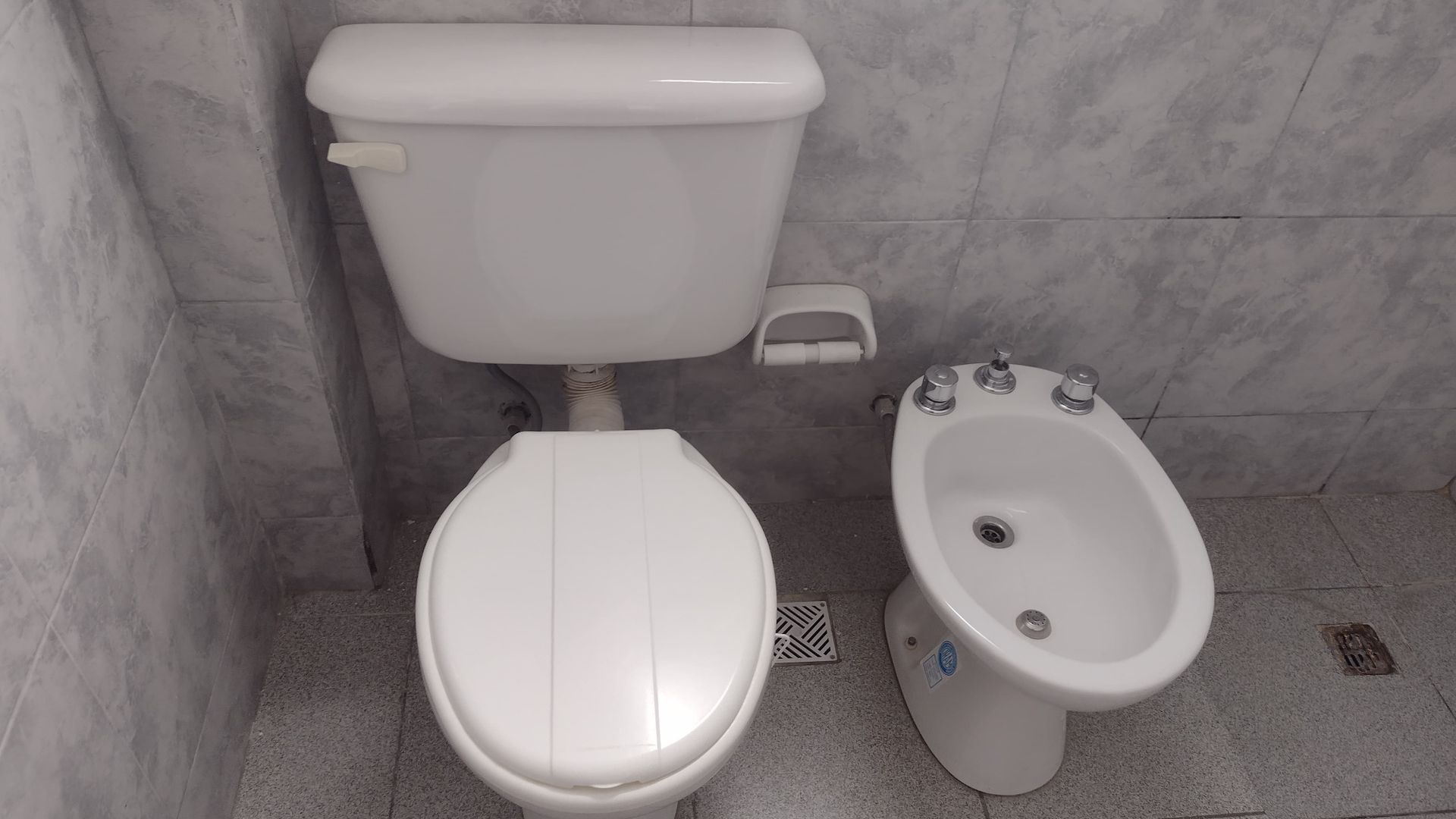 CASA DUPLEX 2 DORMITORIOS VENTA BARRIO CHACHAPOYAS — foto 6