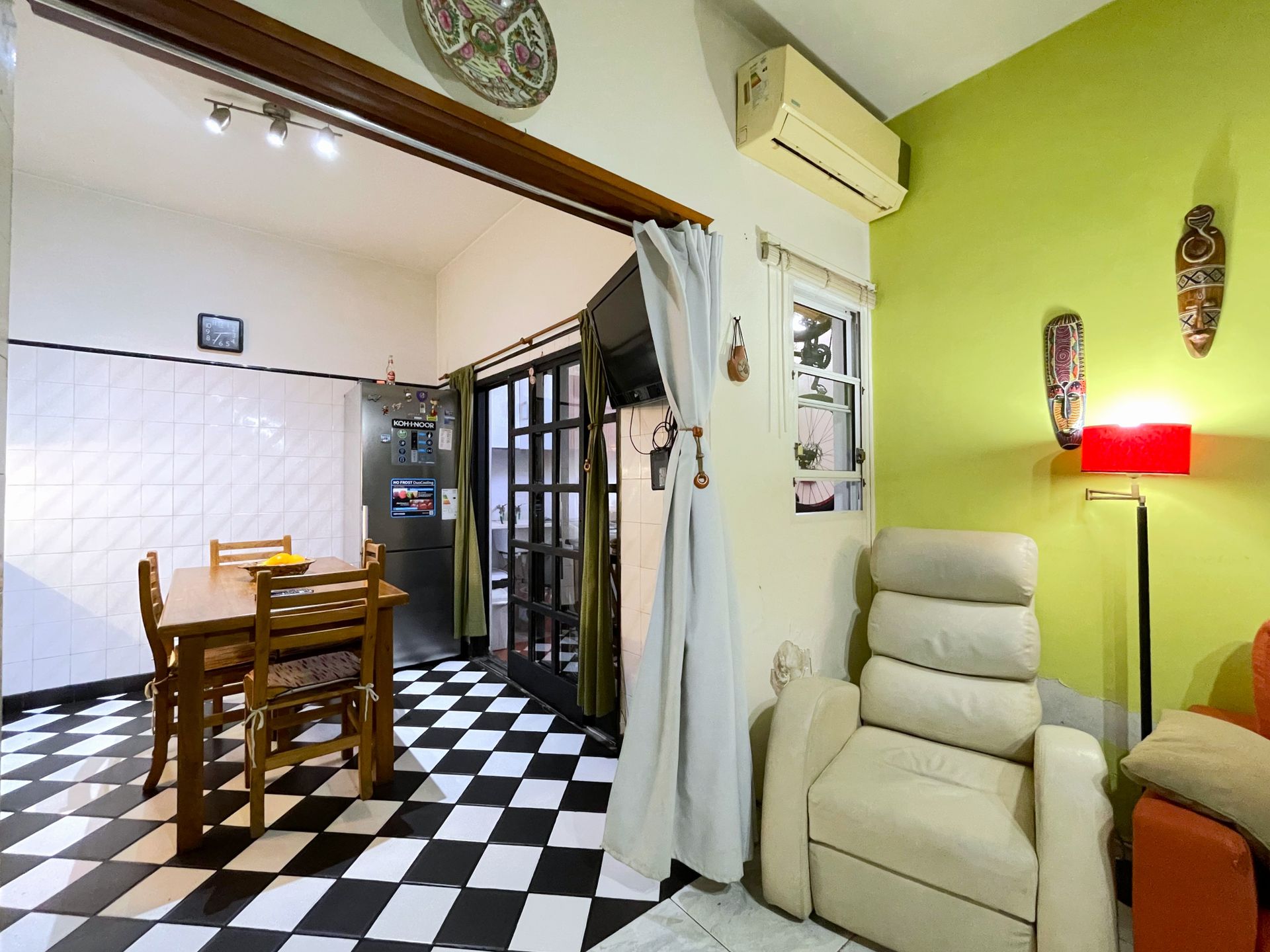 Venta PH 2 Amb. con patio en Villa Maipú - 1