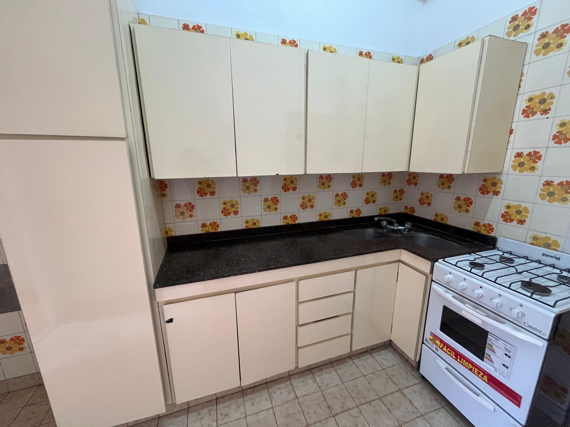 VENTA CABALLITO DEPARTAMENTO 4 AMBIENTES FRENTE - 11