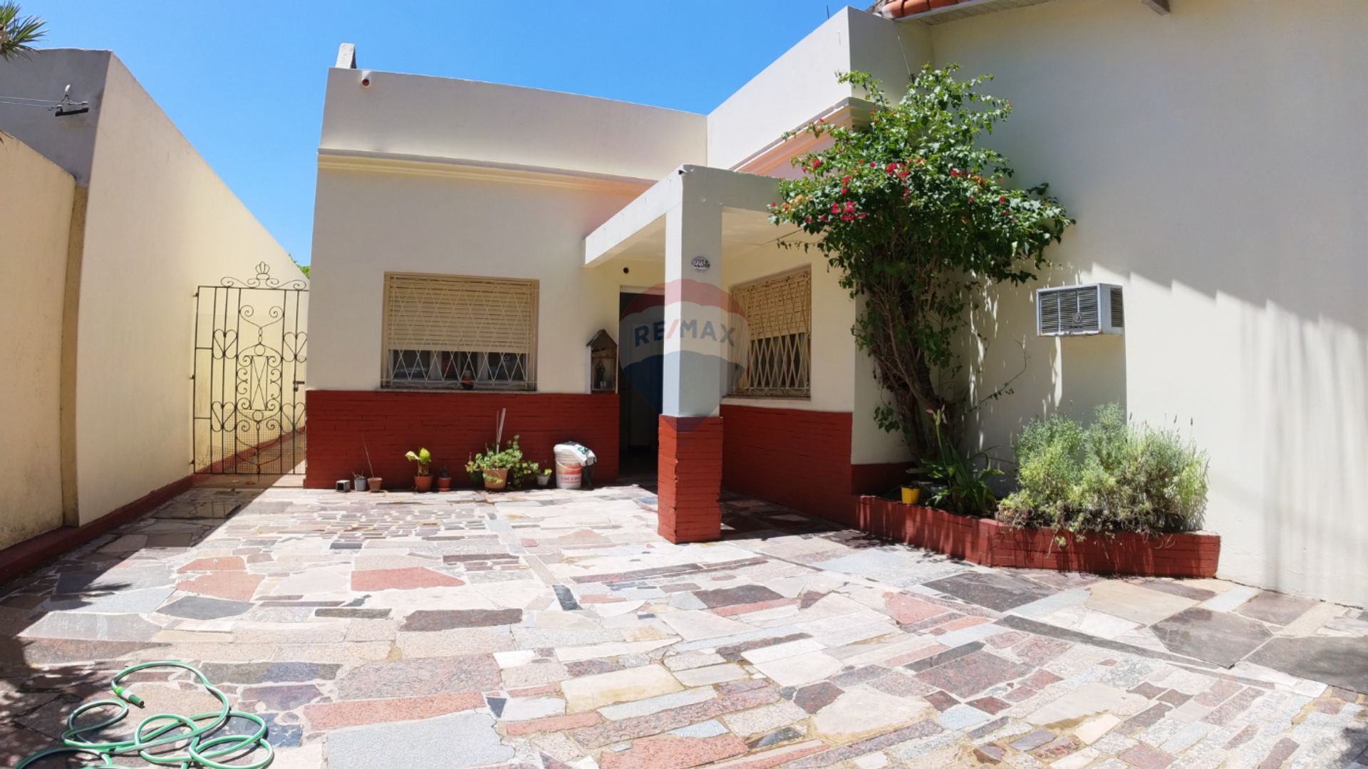 VENTA LOTE 10 x 30 MTS EN RAMOS MEJÍA - 8
