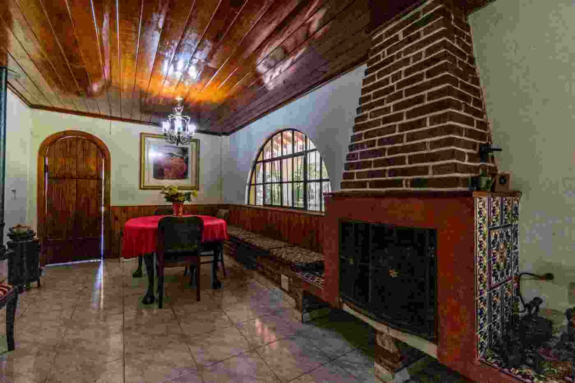 VENTA CASA QUINTA 6 AMB PISCINA LA REJA - 17