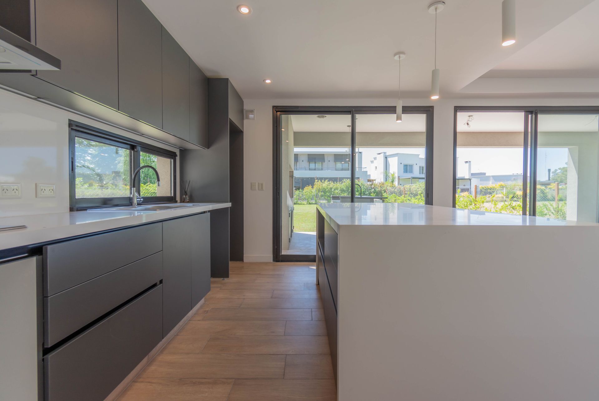 VENTA CASA 2 PTAS PILAR A ESTRENAR BARRIO CERRADO - 13