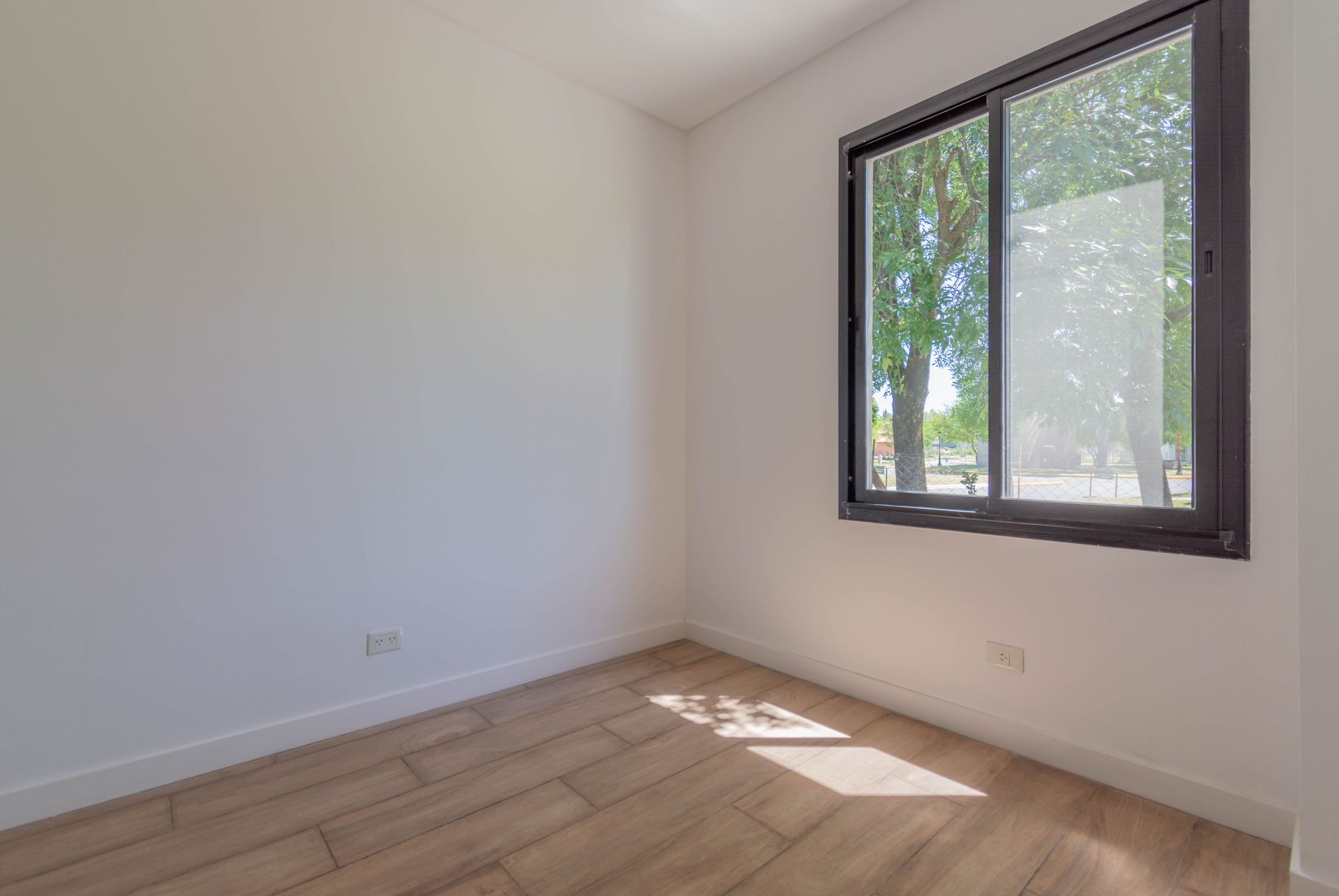 VENTA CASA 2 PTAS PILAR A ESTRENAR BARRIO CERRADO - 18