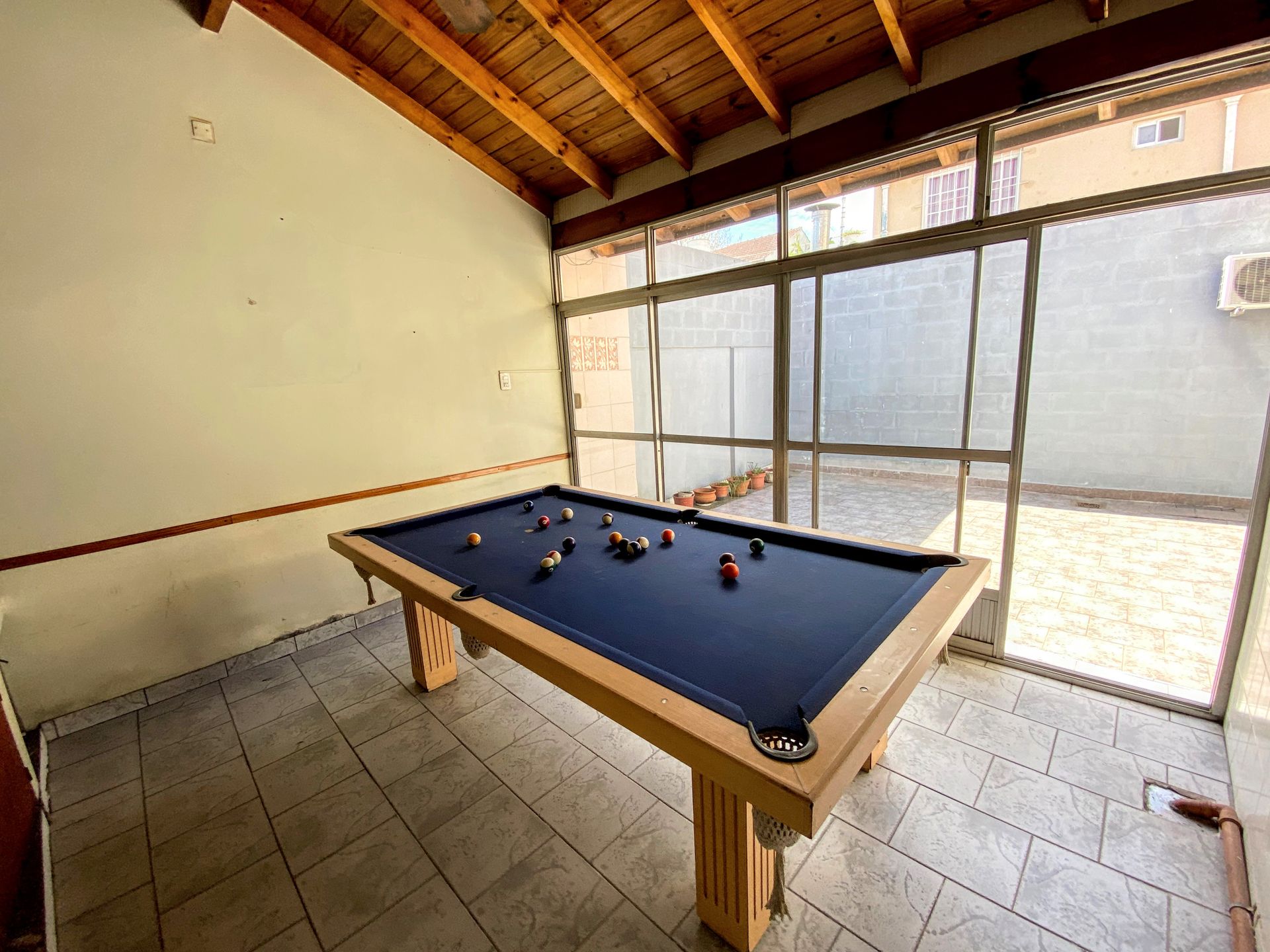 CASA EN VENTA EN LOMAS DE ZAMORA CON PATIO - 18