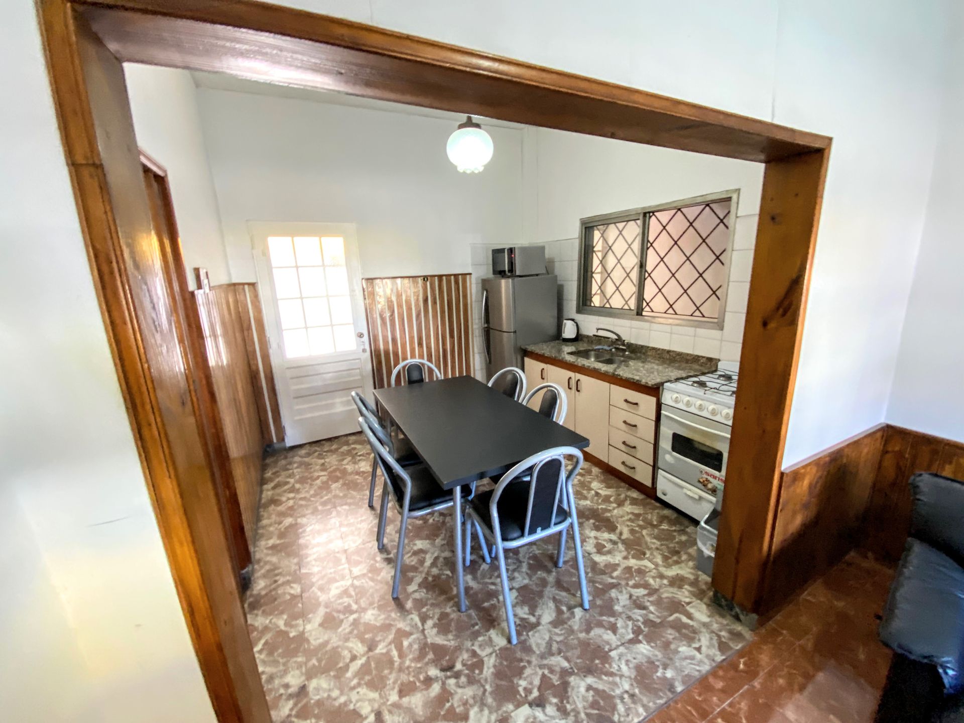 CASA EN VENTA EN LOMAS DE ZAMORA CON PATIO - 9