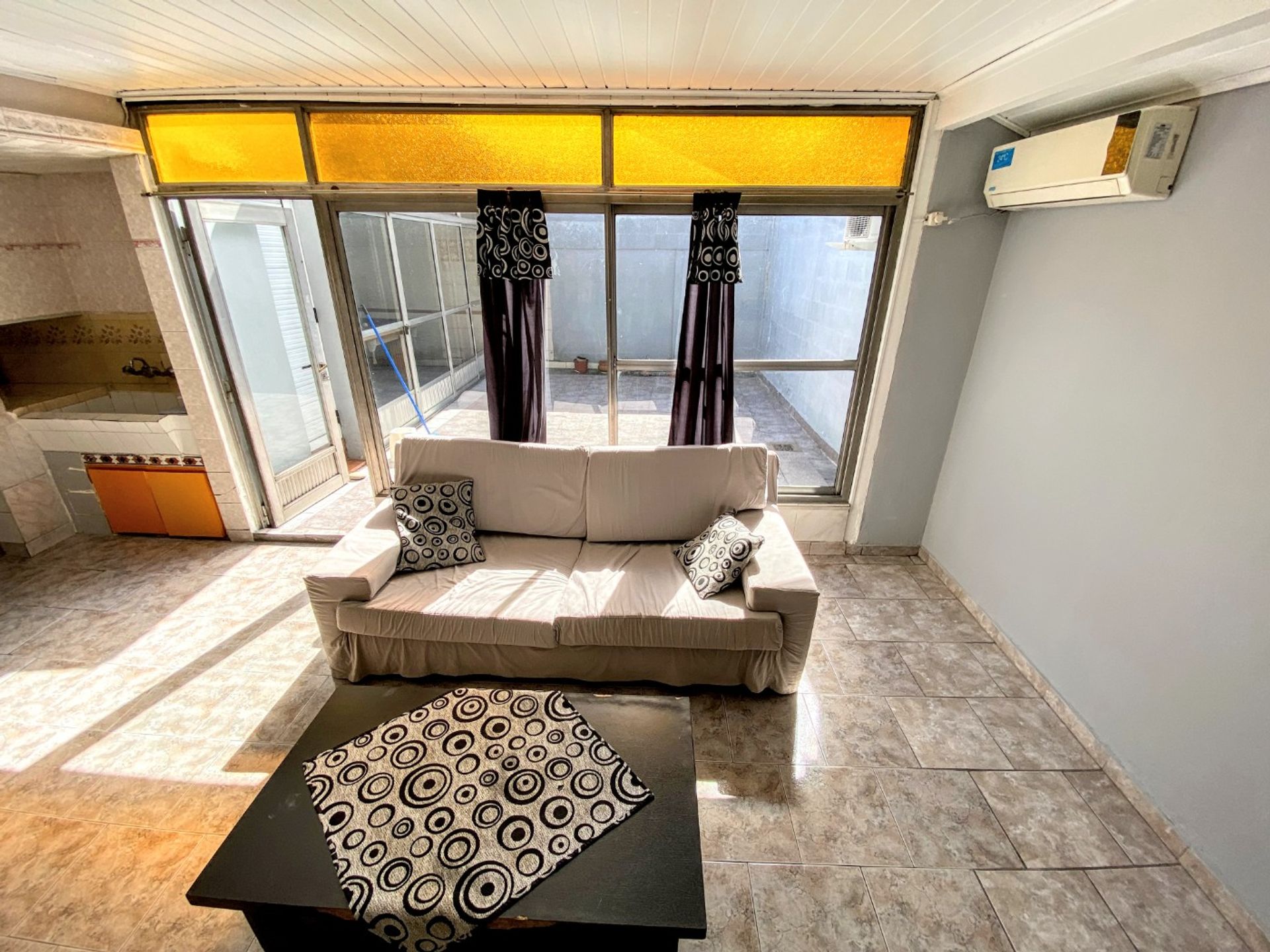 CASA EN VENTA EN LOMAS DE ZAMORA CON PATIO - 5