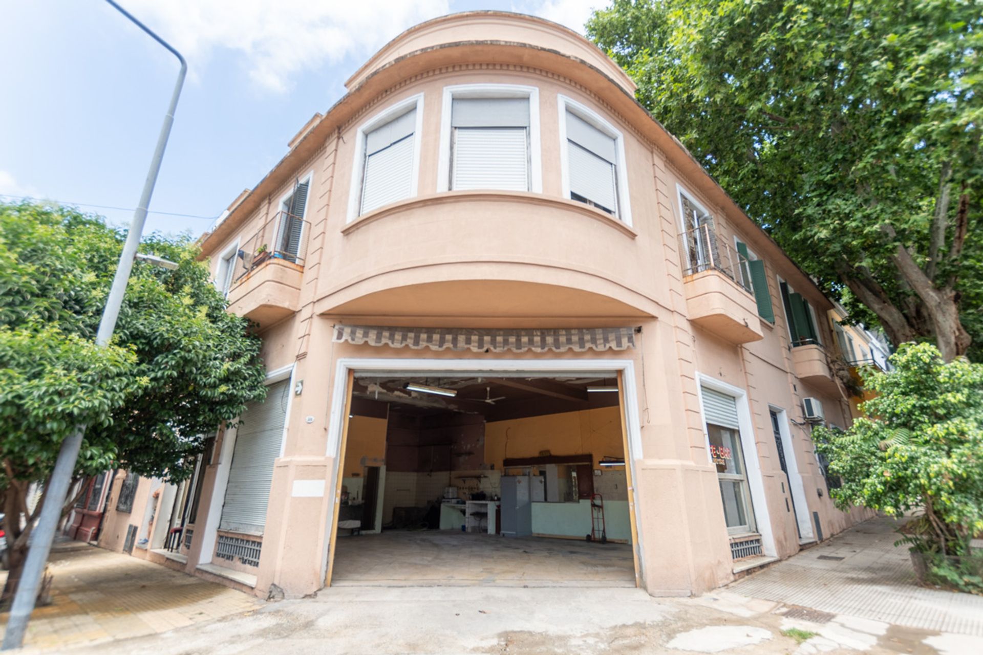 VENTA-TIPO CASA- PH 3 AMB. C/ LOCAL EN ESQUINA - 1