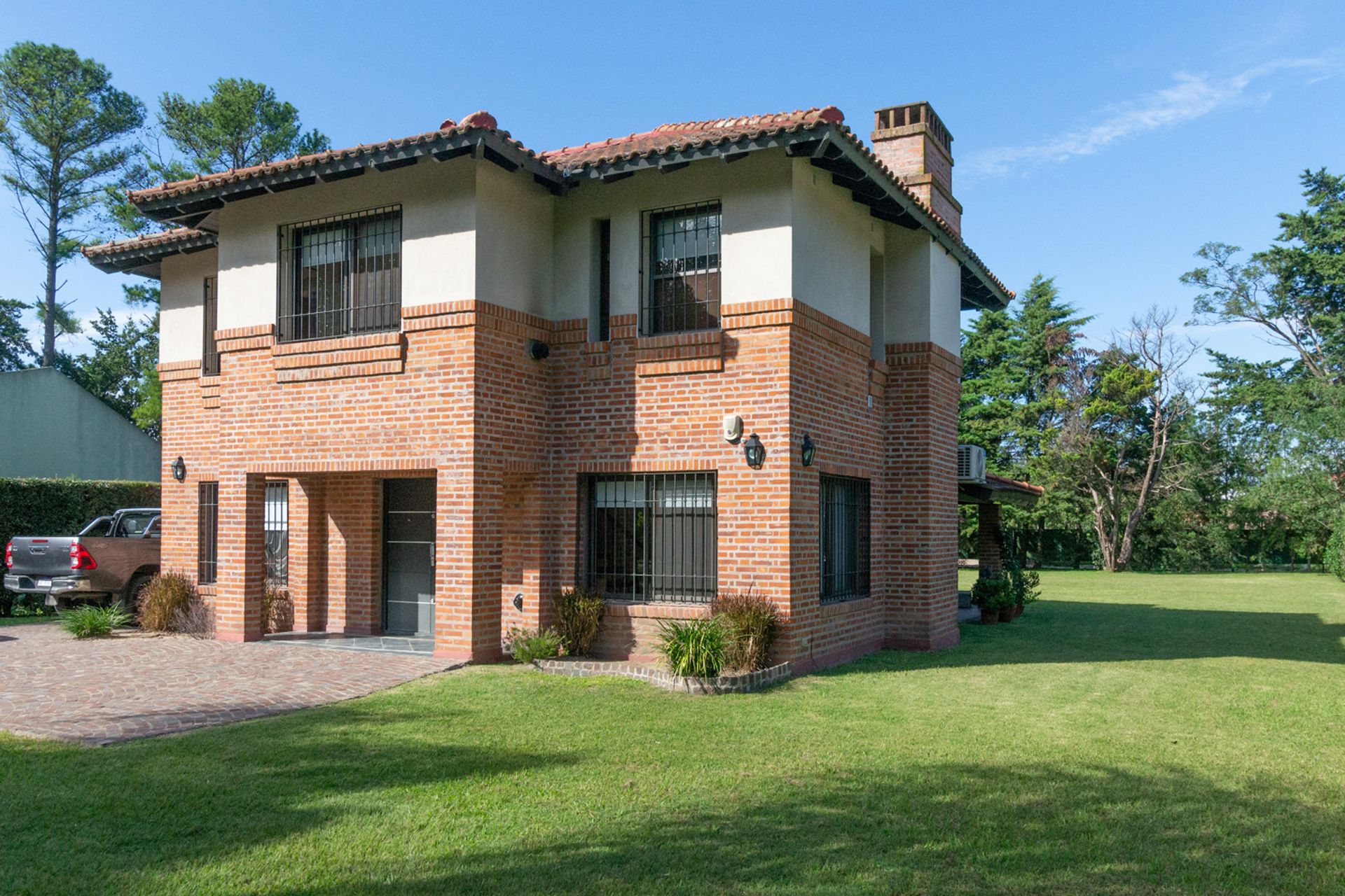 LA SOBERANA - Casa en Barrio cerrado APTO CREDITO