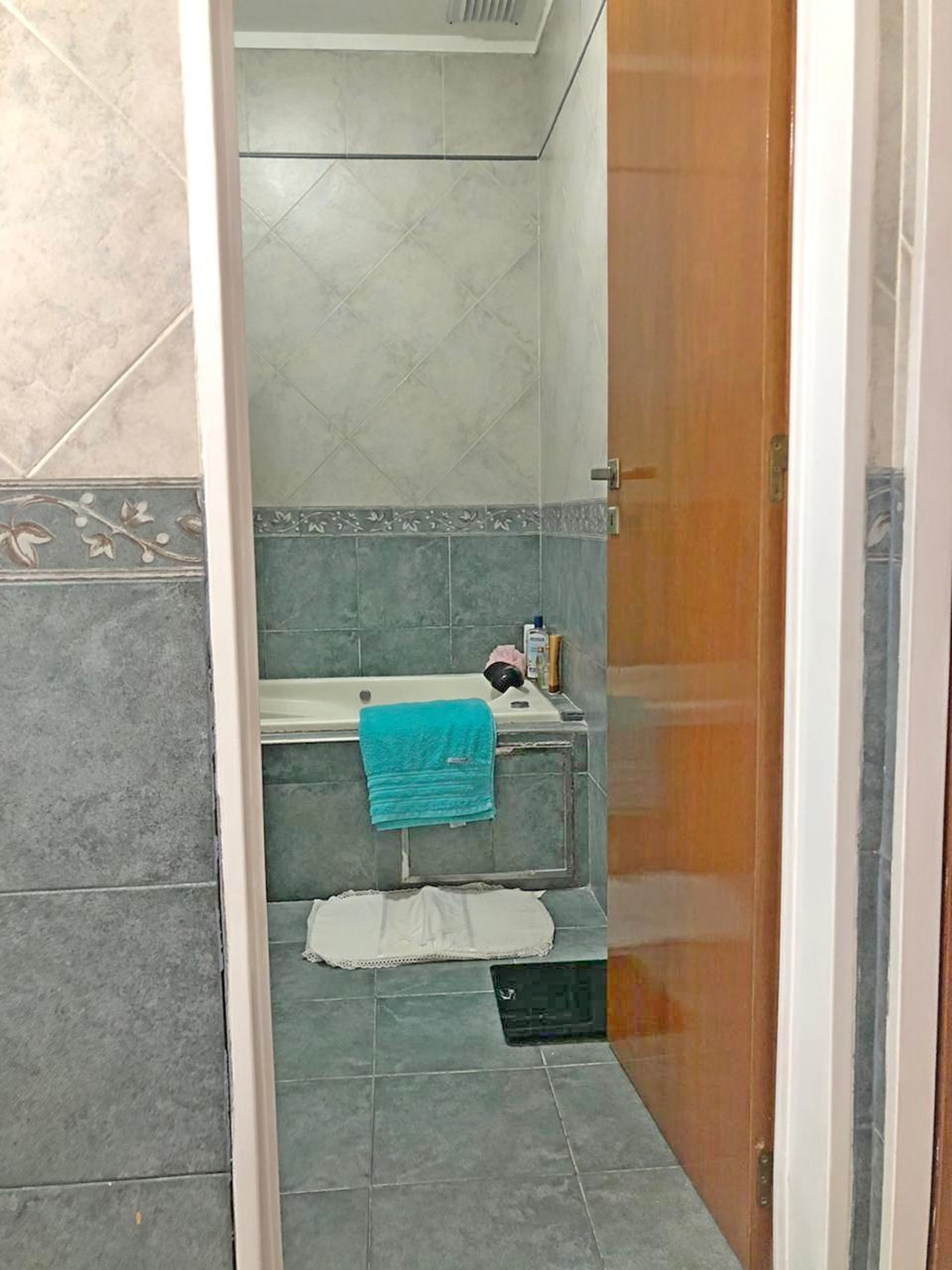 CHALET 5 AMB CON PILETA, GRAN PARQUE Y 2 COCHERAS - 15