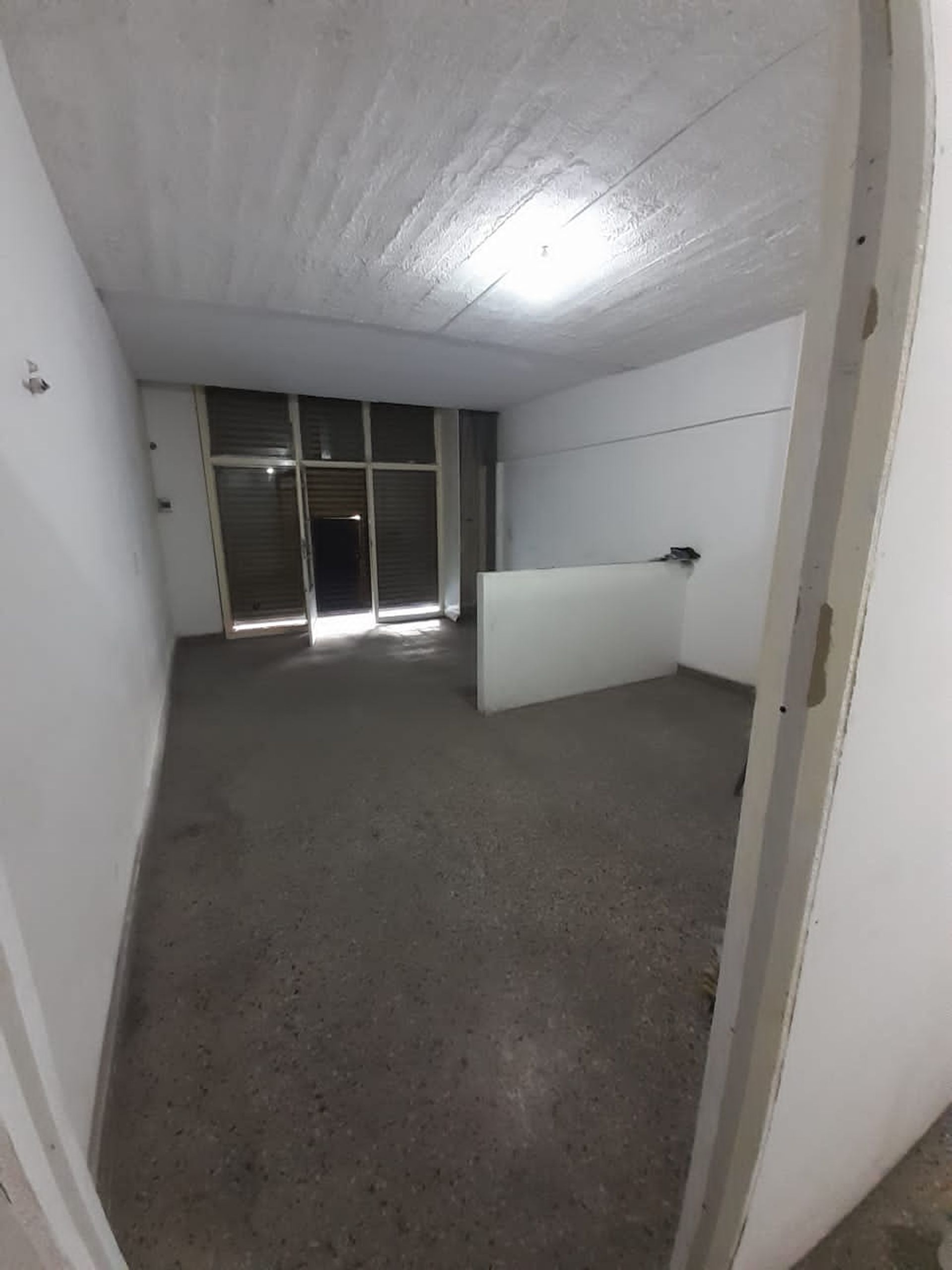 VENTA DE LOCAL COMERCIAL - 1