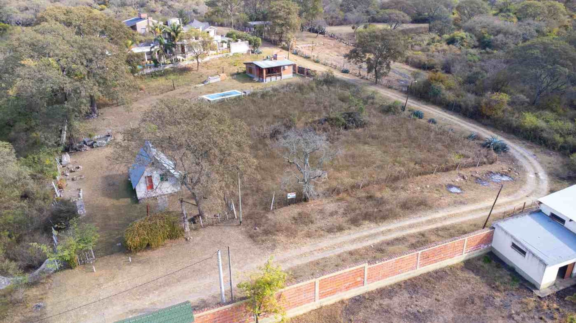 VENTA TERRENO 1036,04 M2 - B° PARQUE DE LA CIENAGA - 4