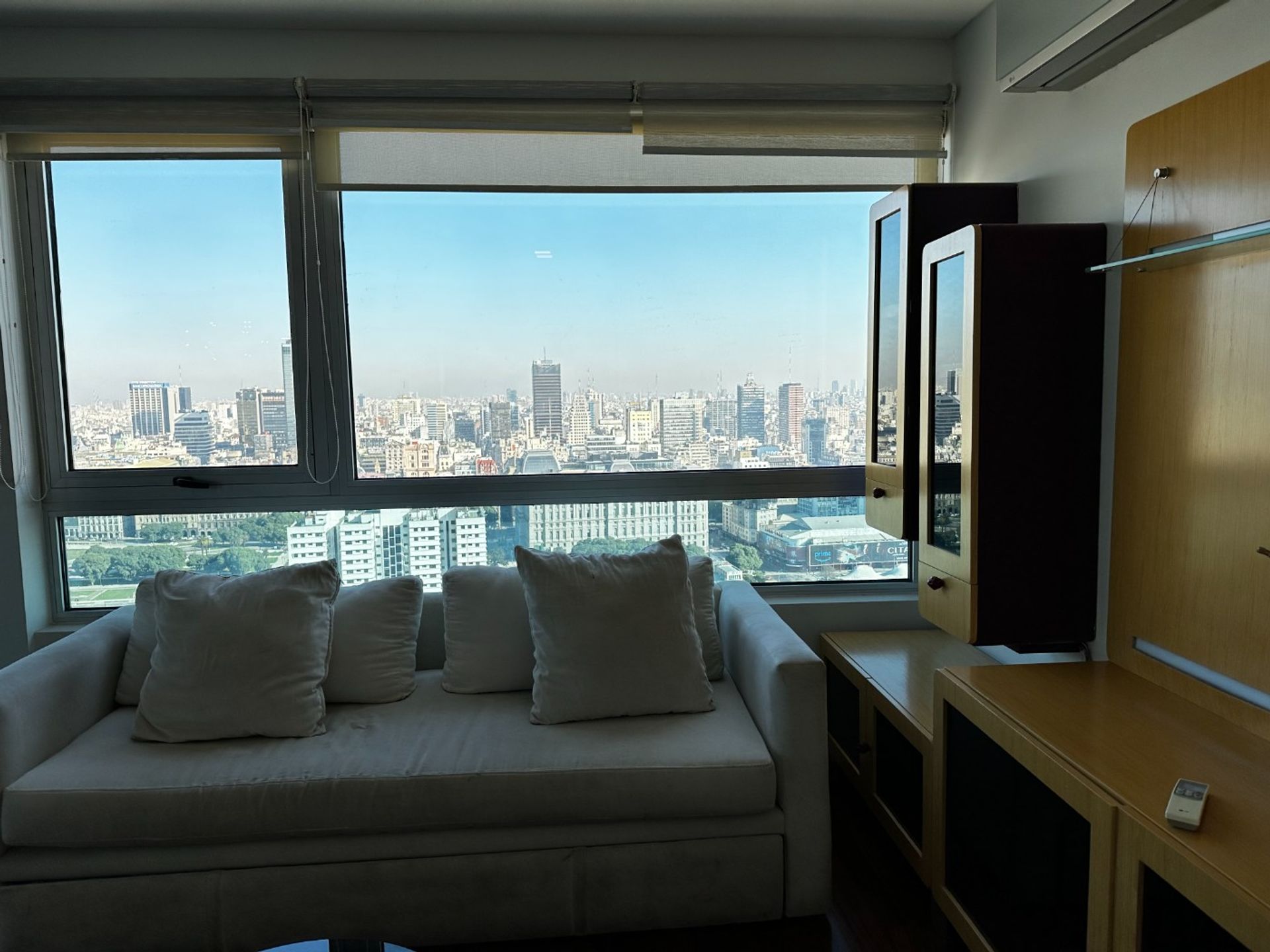 Alquiler 2 amb Torres del Yacht vista ciudad — foto 6