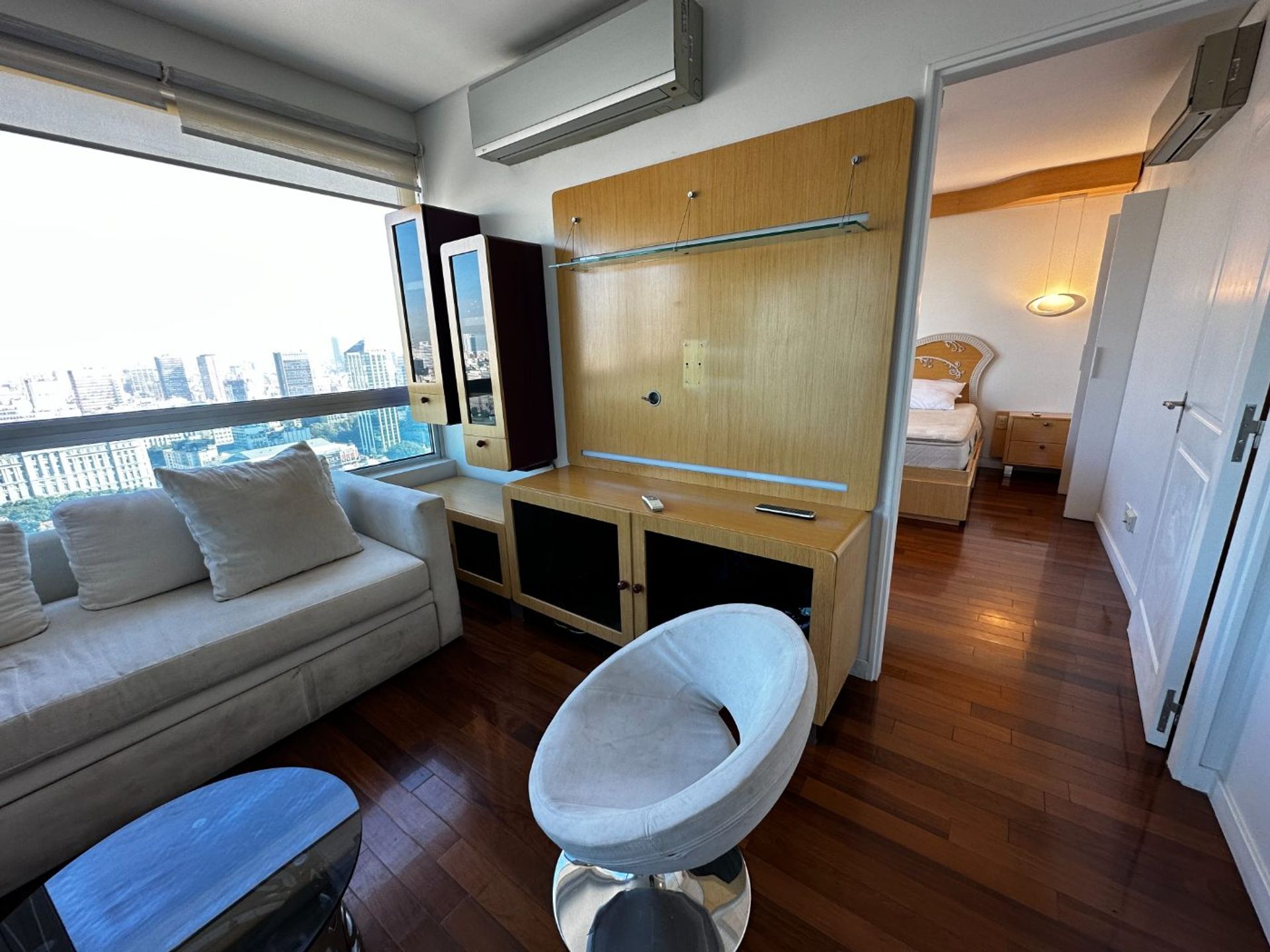 Alquiler 2 amb Torres del Yacht vista ciudad — foto 9